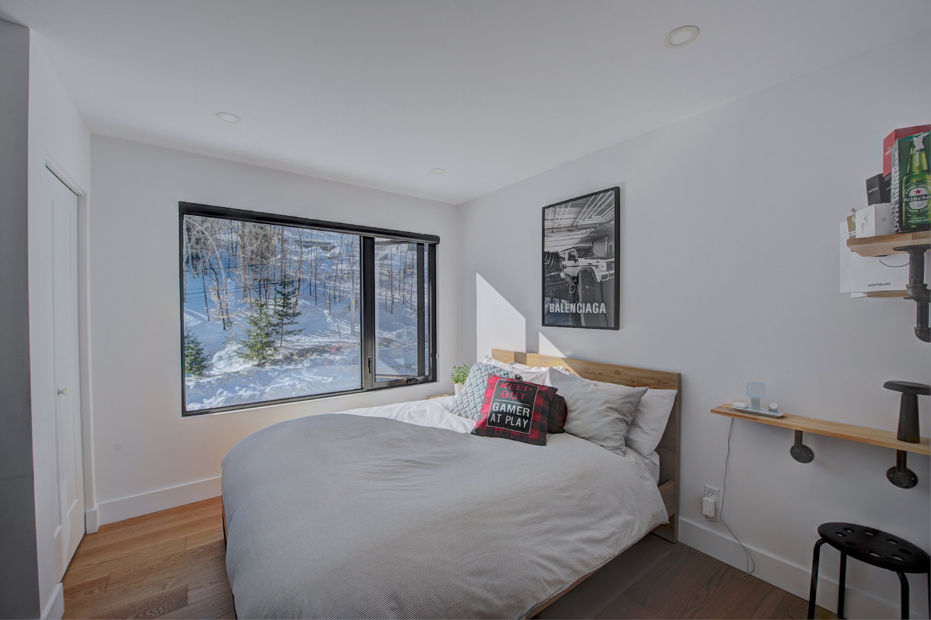 One-and-a-half-storey house for sale, Saint-Sauveur
