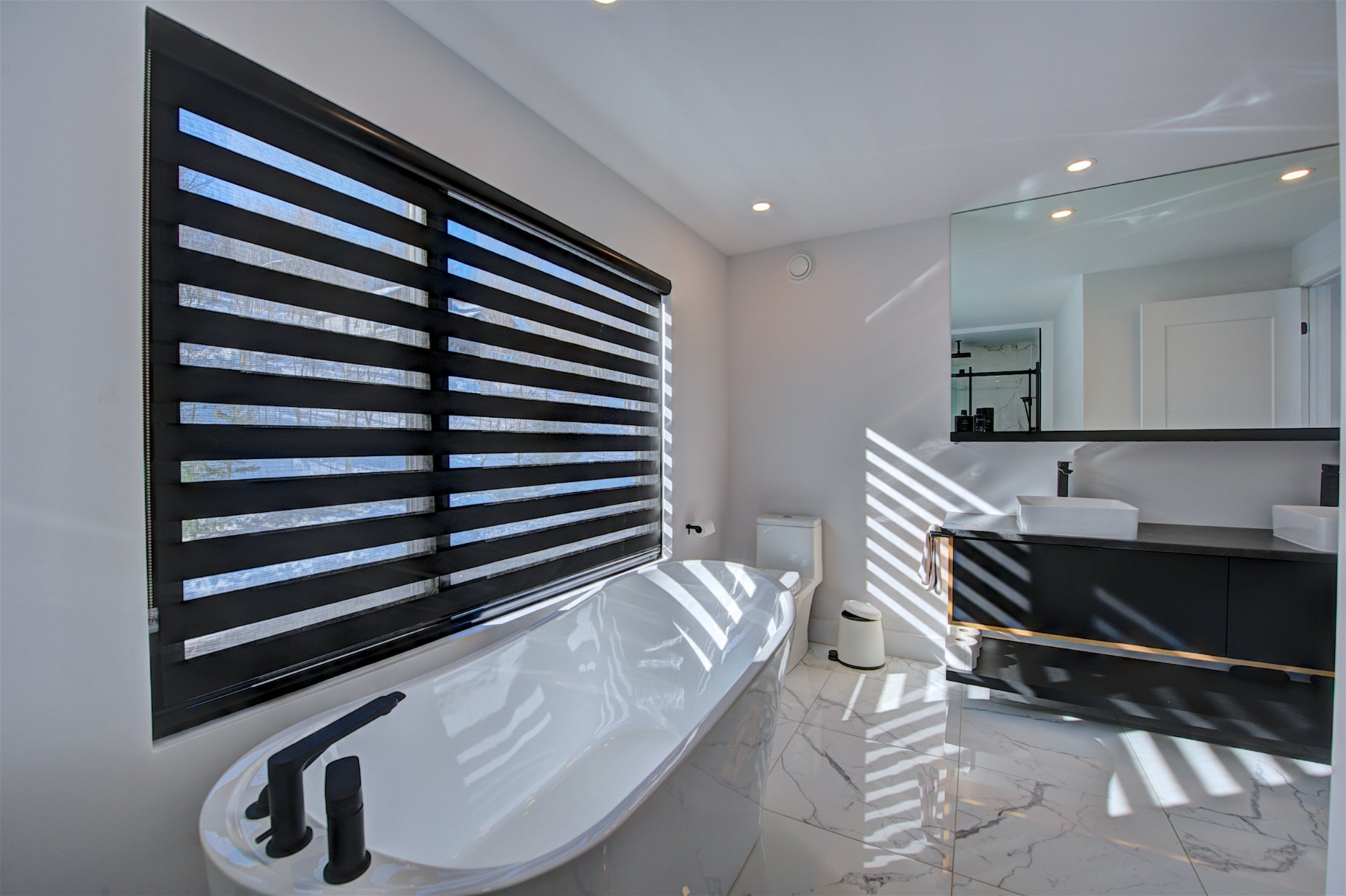 One-and-a-half-storey house for sale, Saint-Sauveur