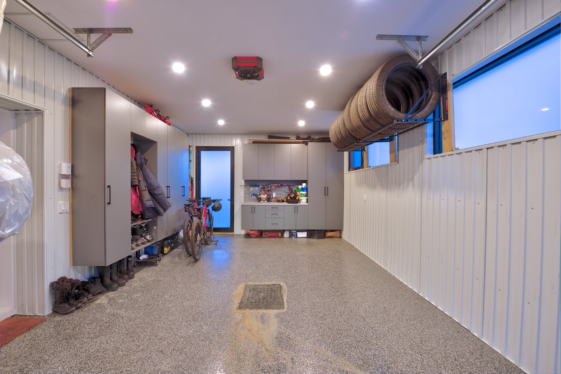 One-and-a-half-storey house for sale, Saint-Sauveur