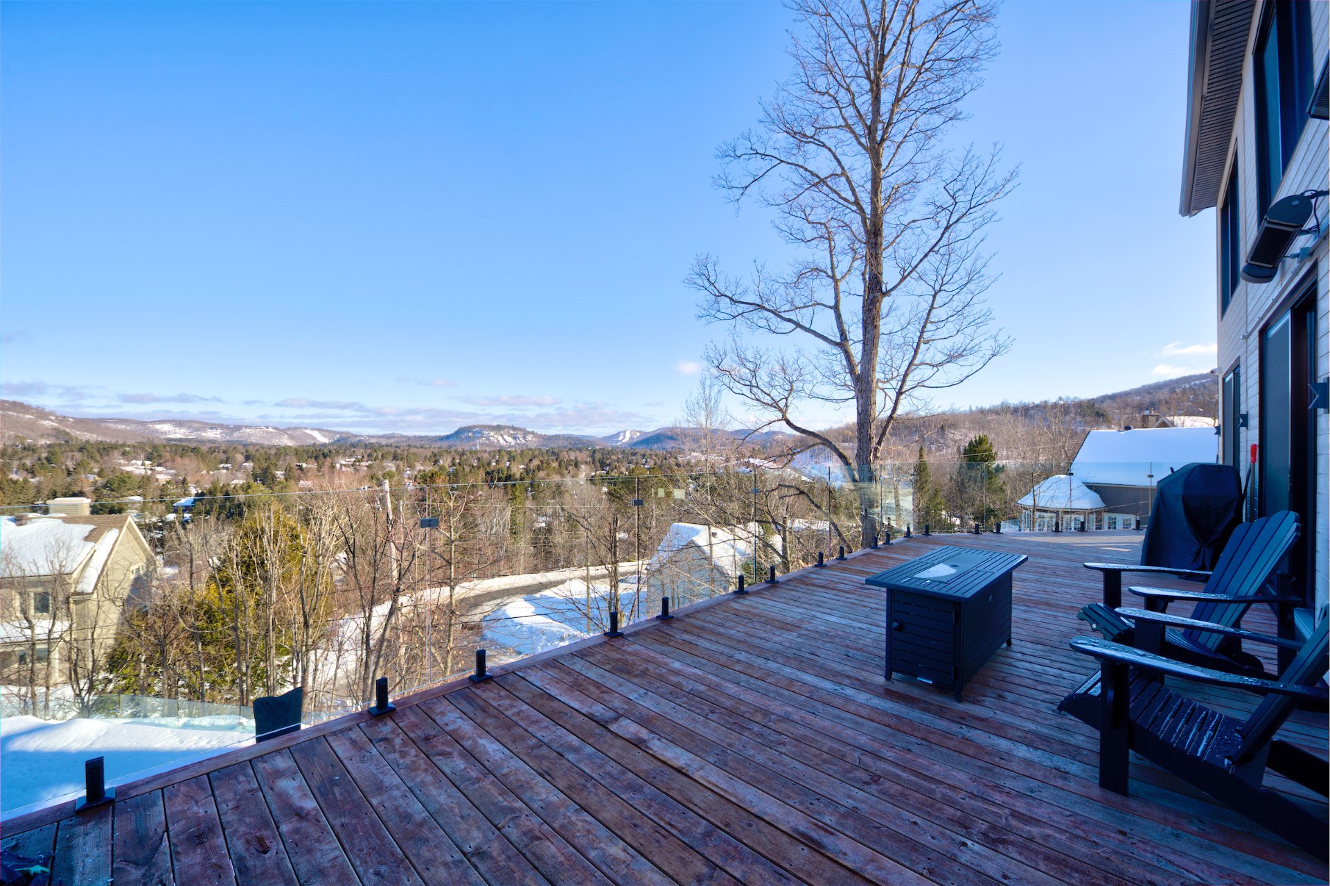 One-and-a-half-storey house for sale, Saint-Sauveur