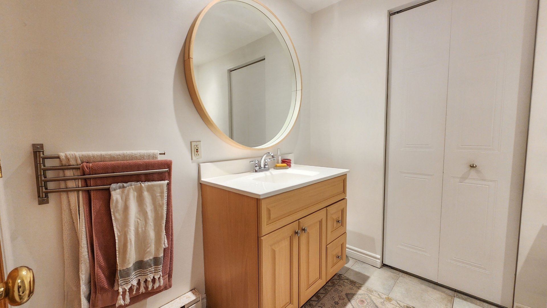 Photo - Bathroom
