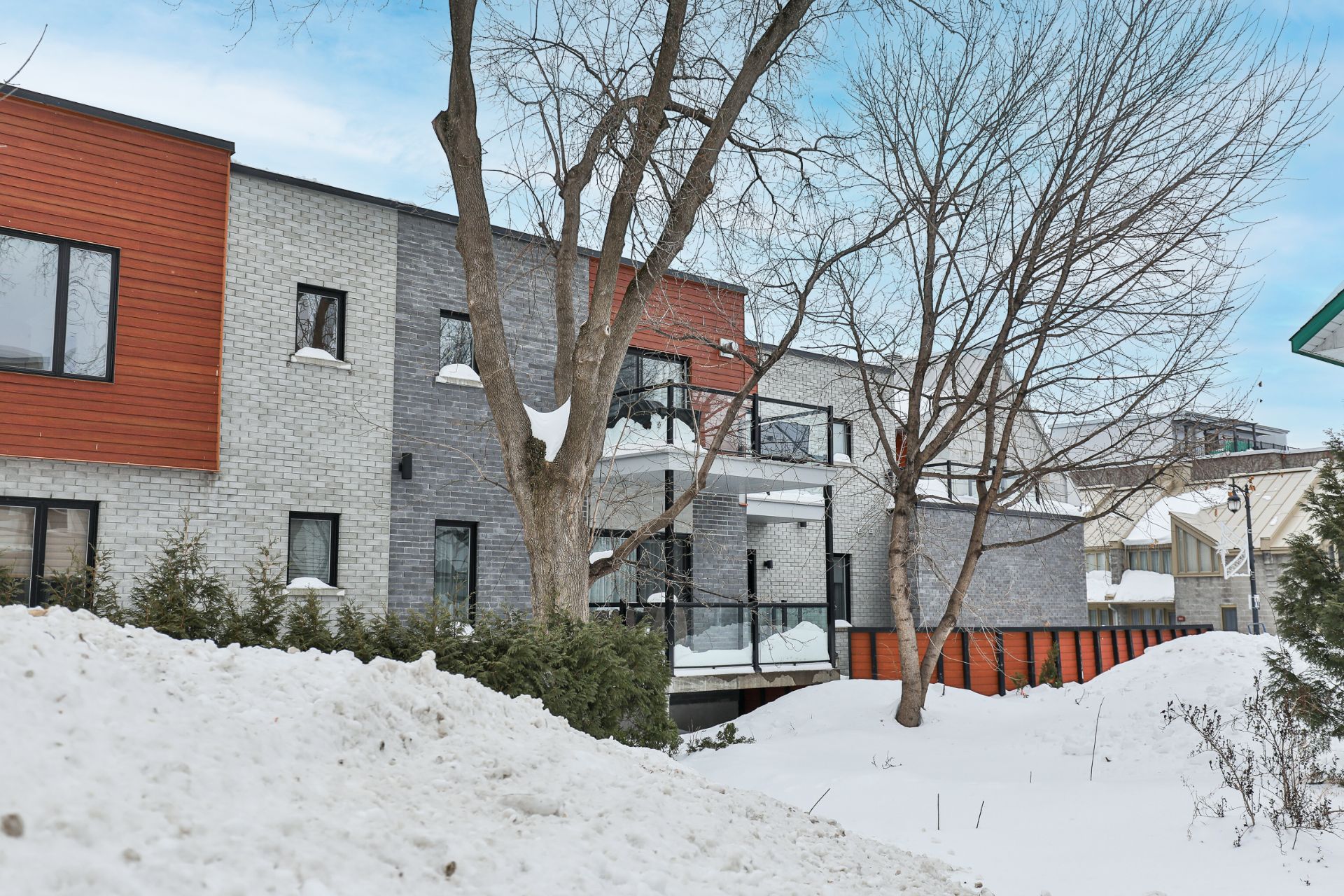 Back facade