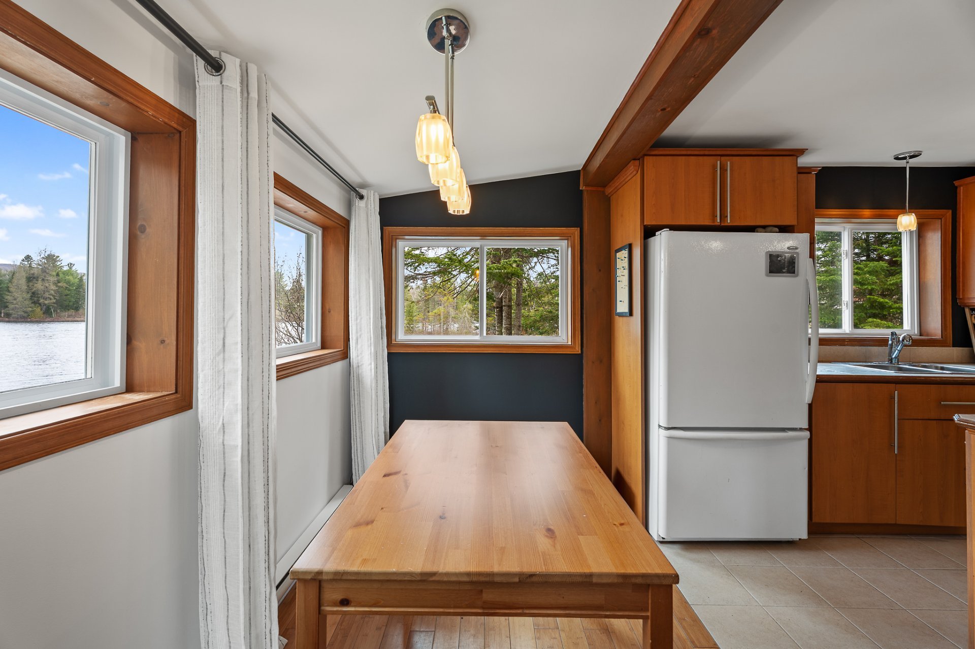 Photo - Salle à manger