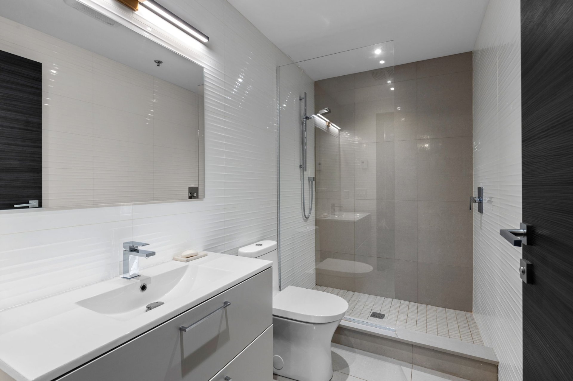 Salle de bains attenante à la CCP
