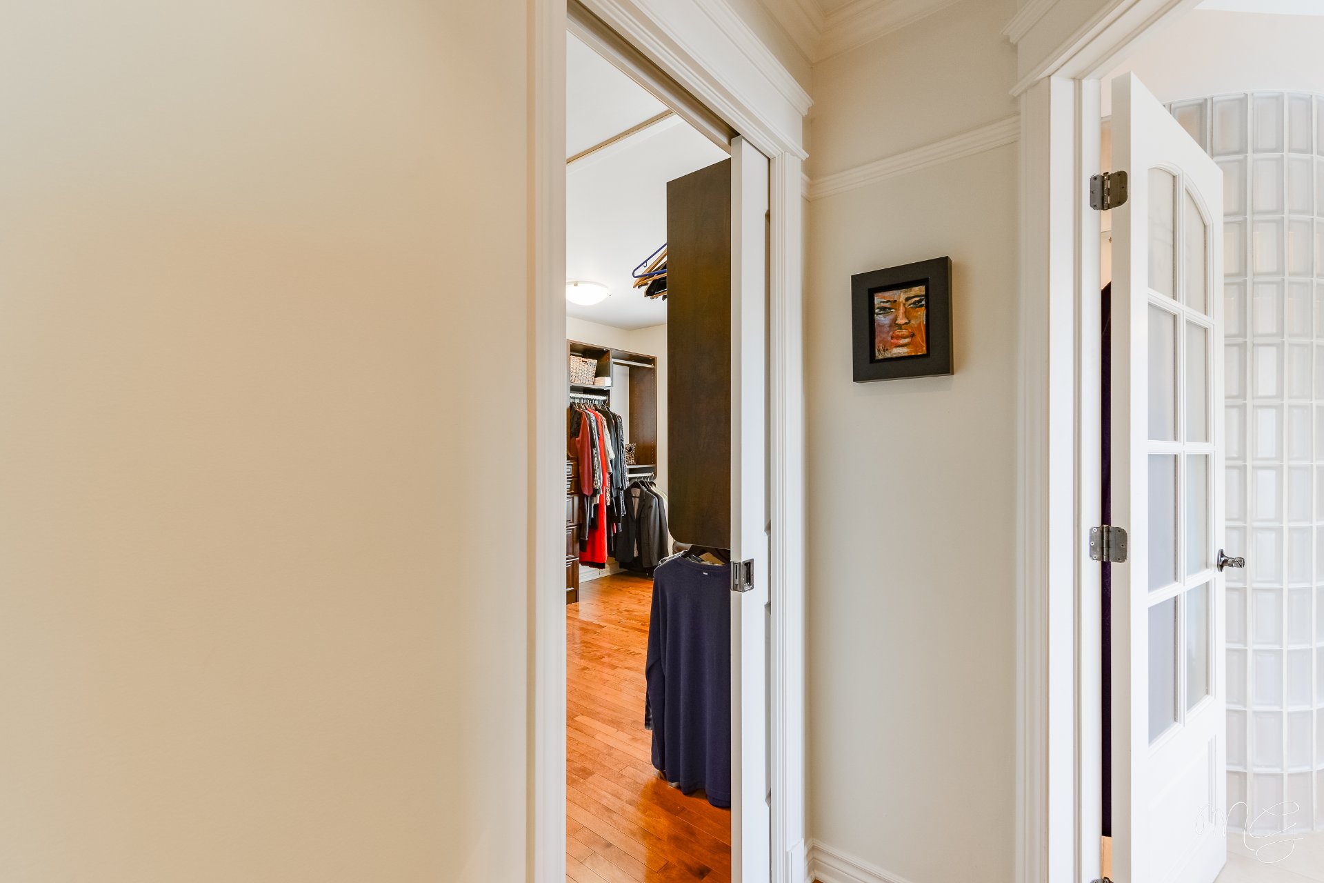 Walk-in closet