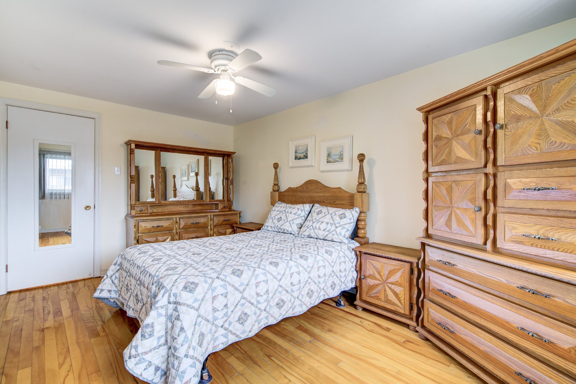 Chambre à coucher principale