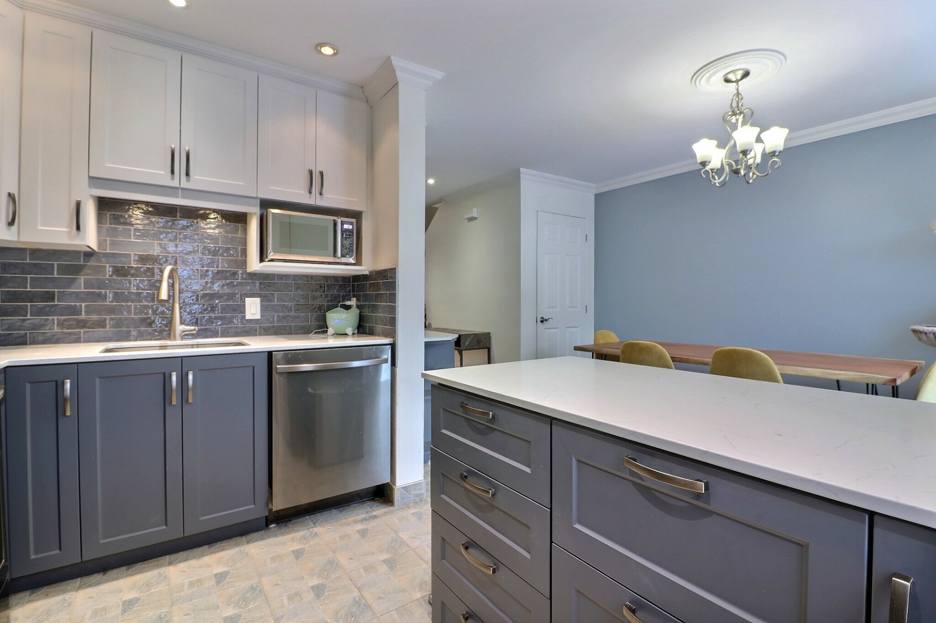 Photo - Kitchen