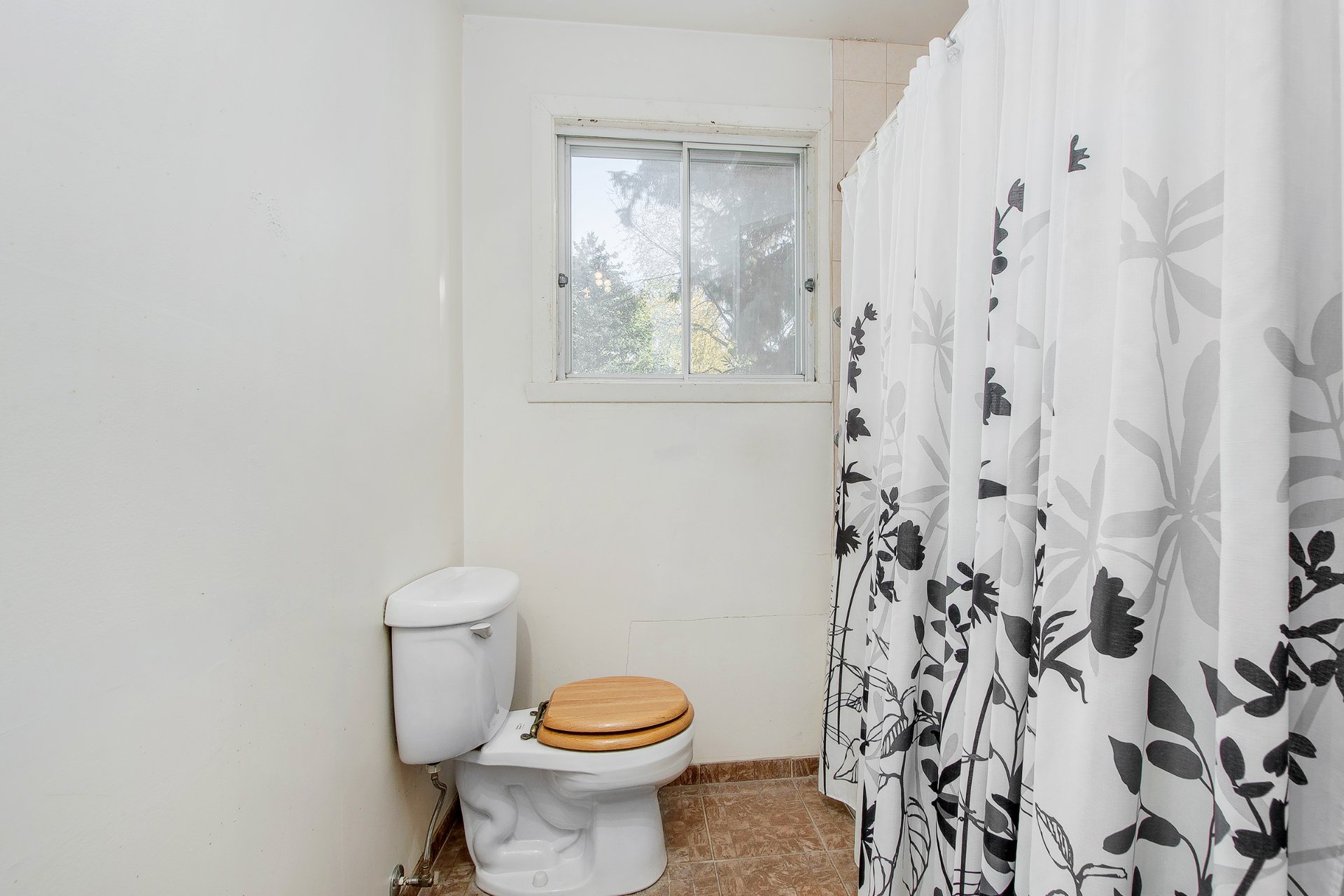 Salle de bains attenante à la CCP