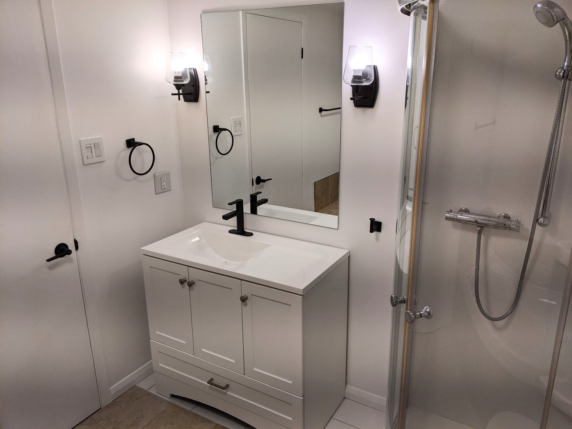 Photo - Bathroom