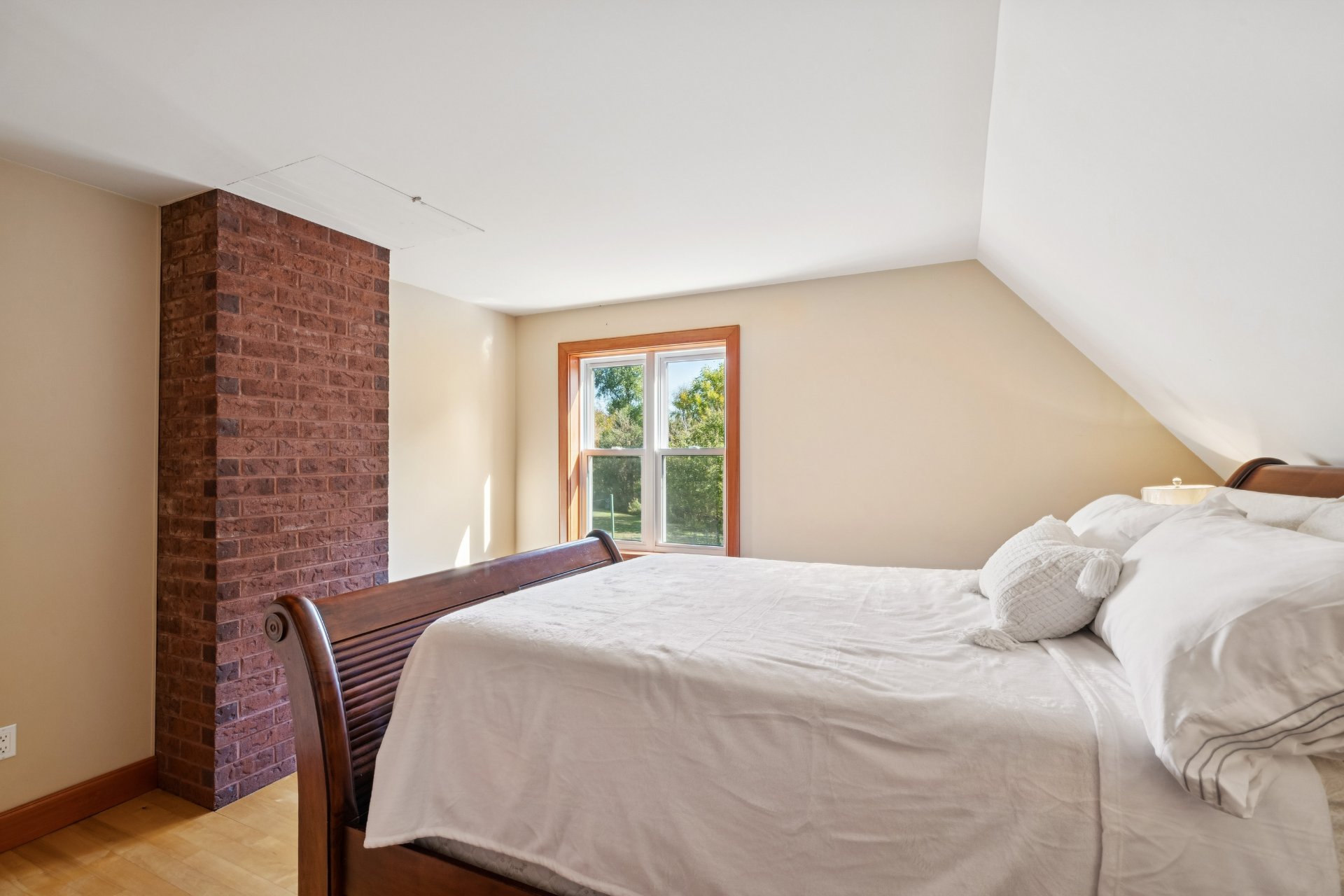 Photo - Primary bedroom