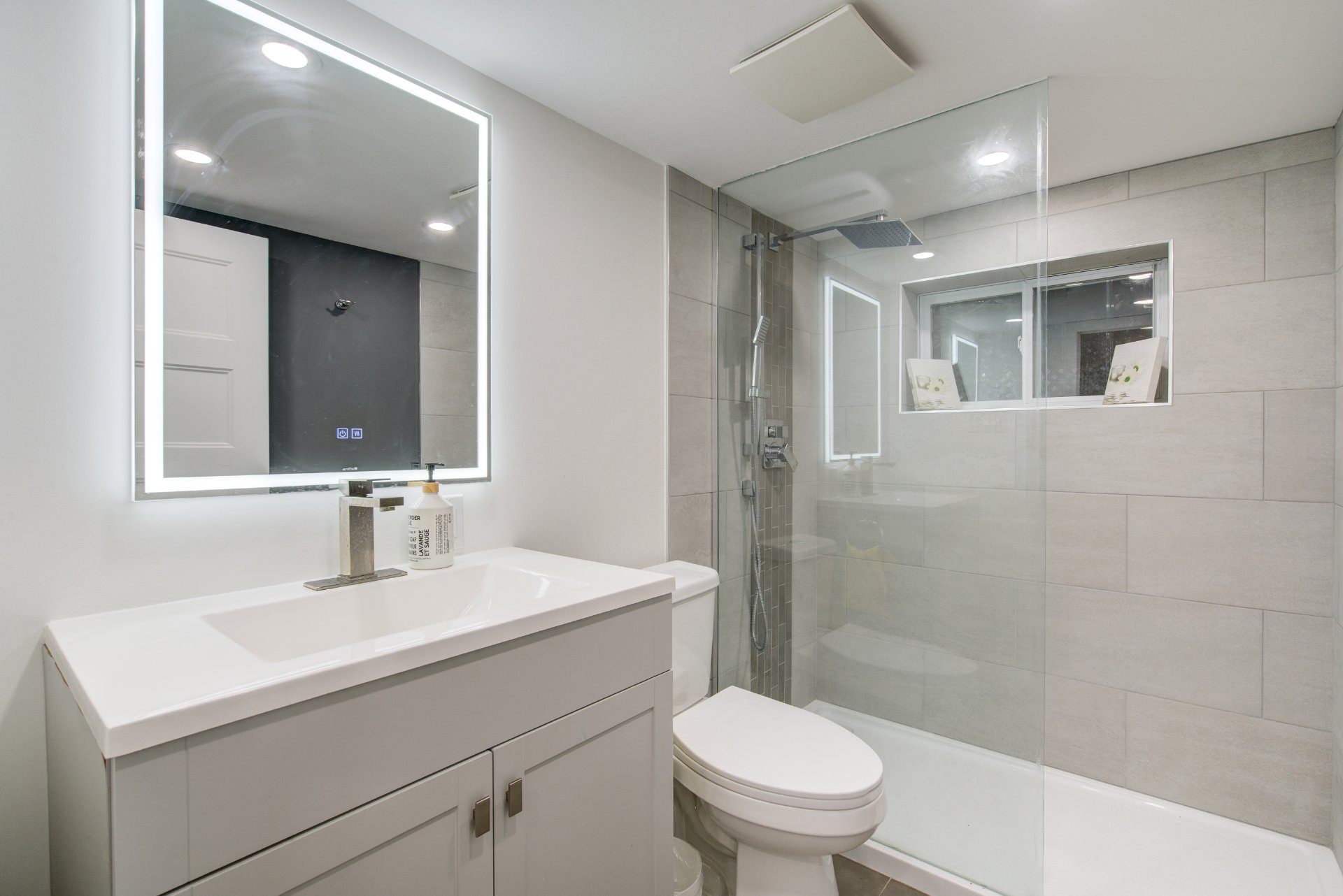 Photo - Bathroom
