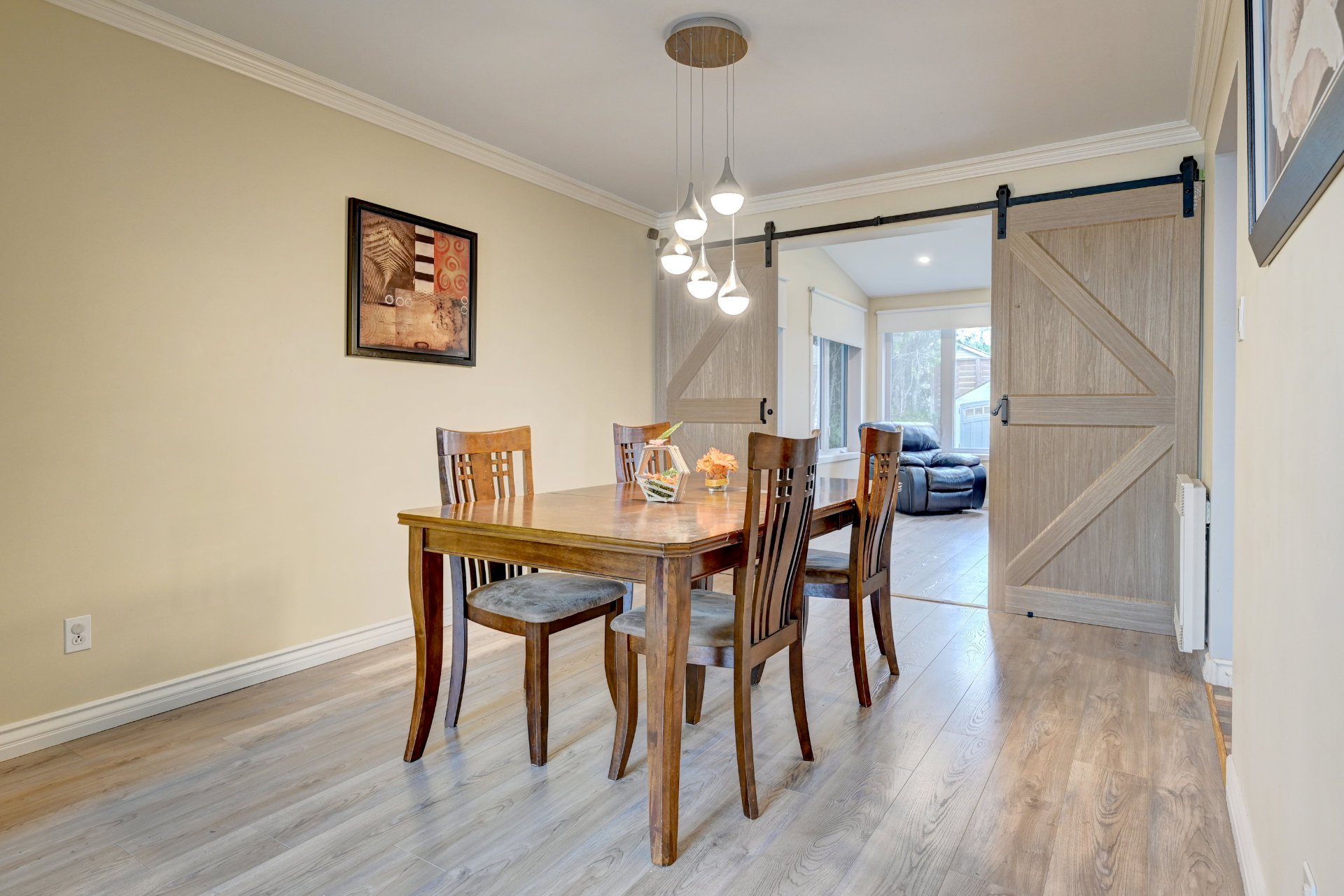 Photo - Dining room