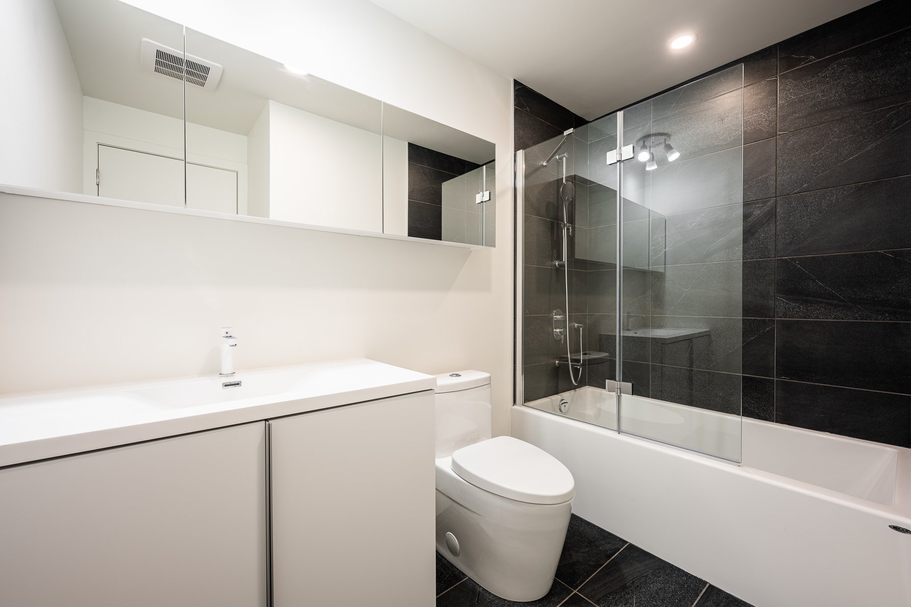 Ensuite bathroom