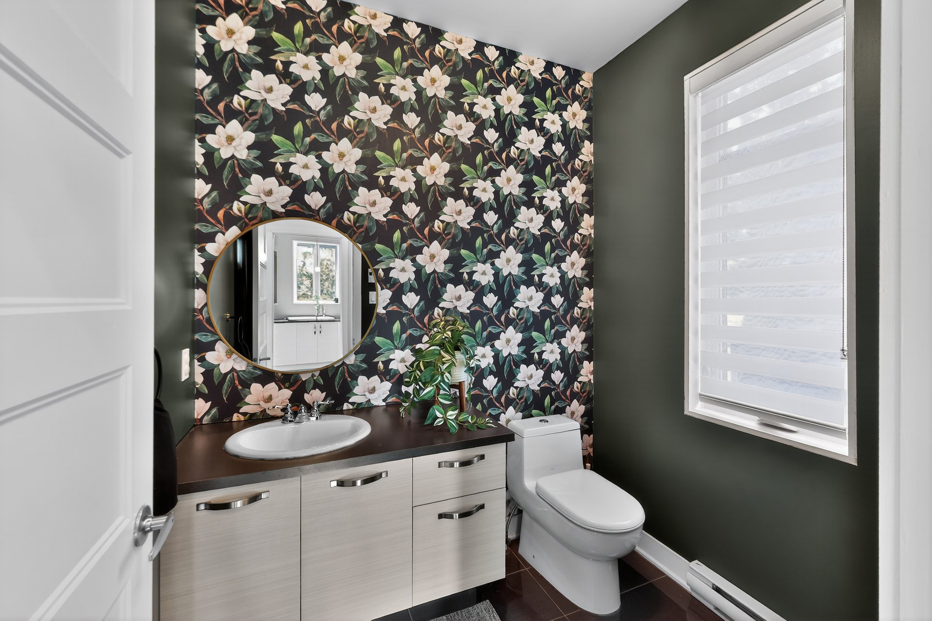 Photo - Access to a body of water