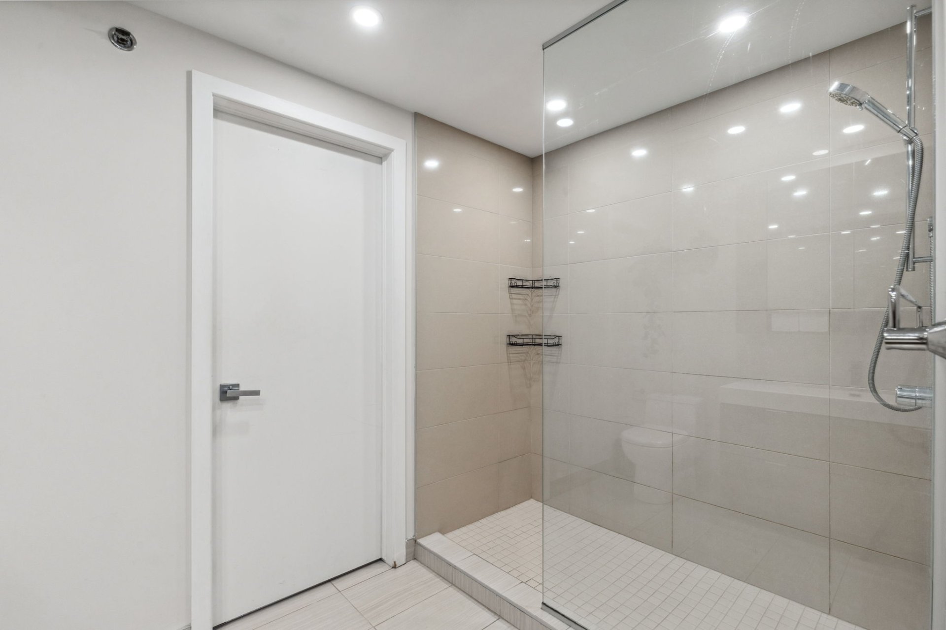Ensuite bathroom