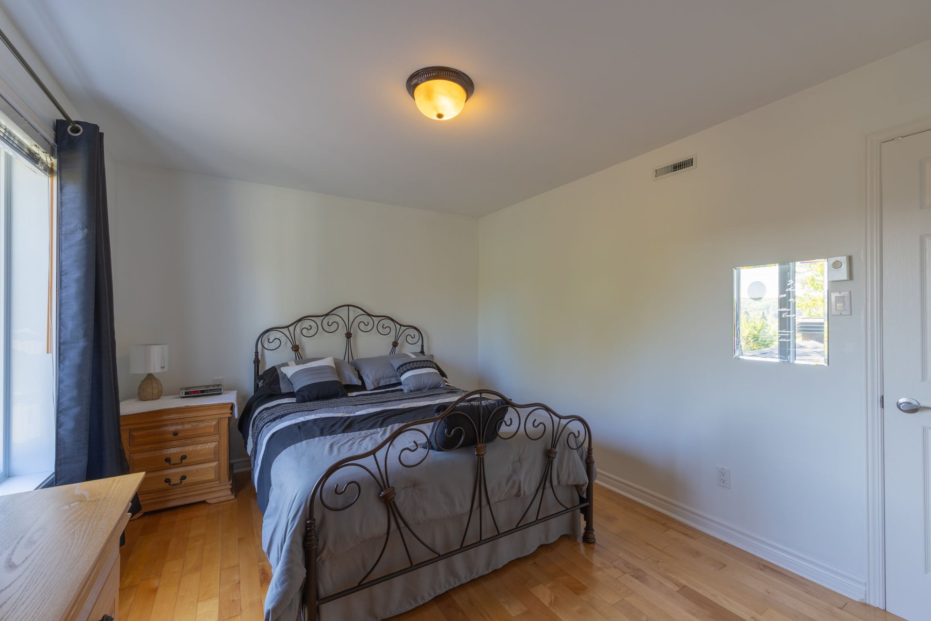 Photo - Chambre à coucher principale