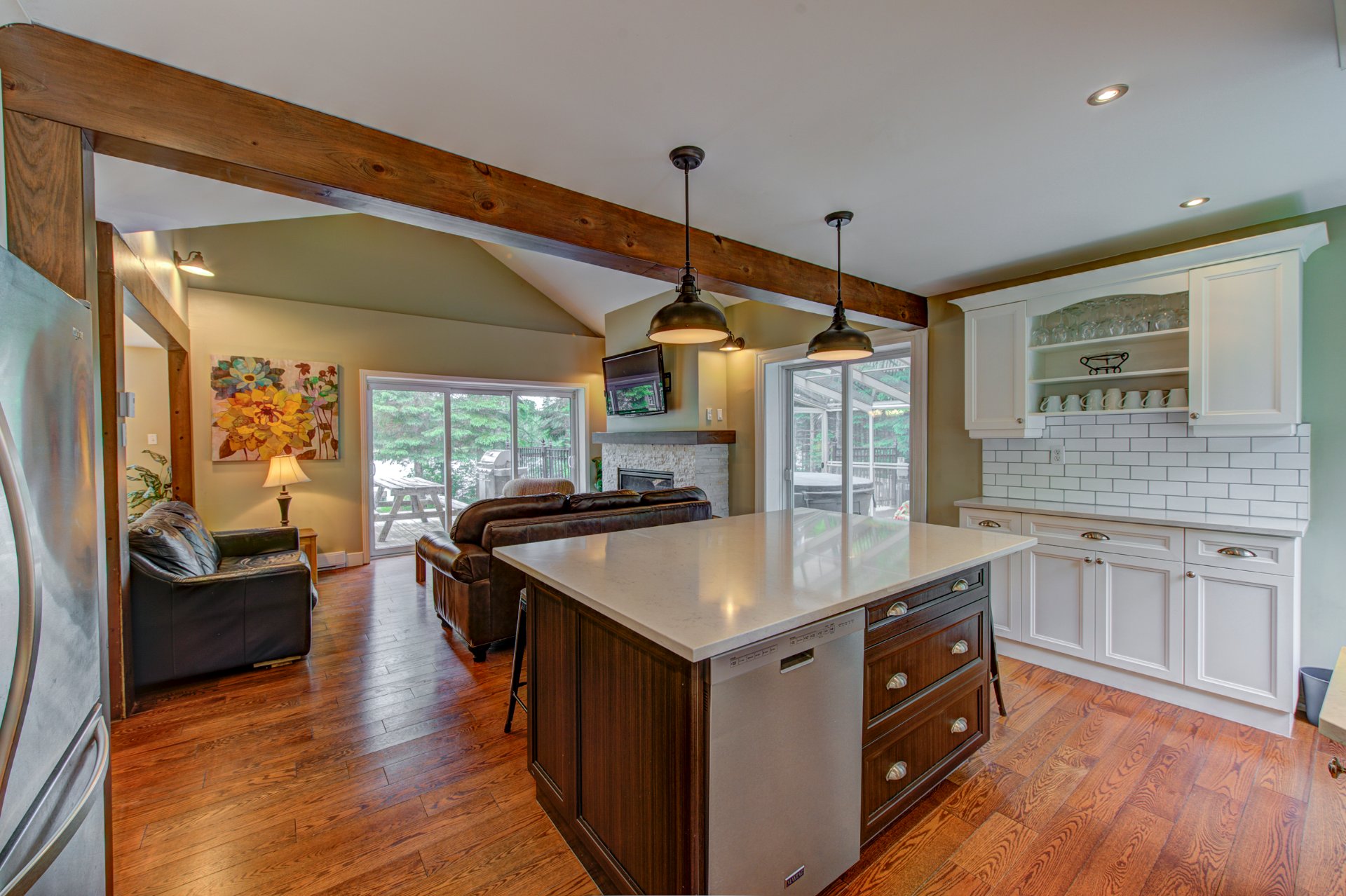 Photo - Kitchen