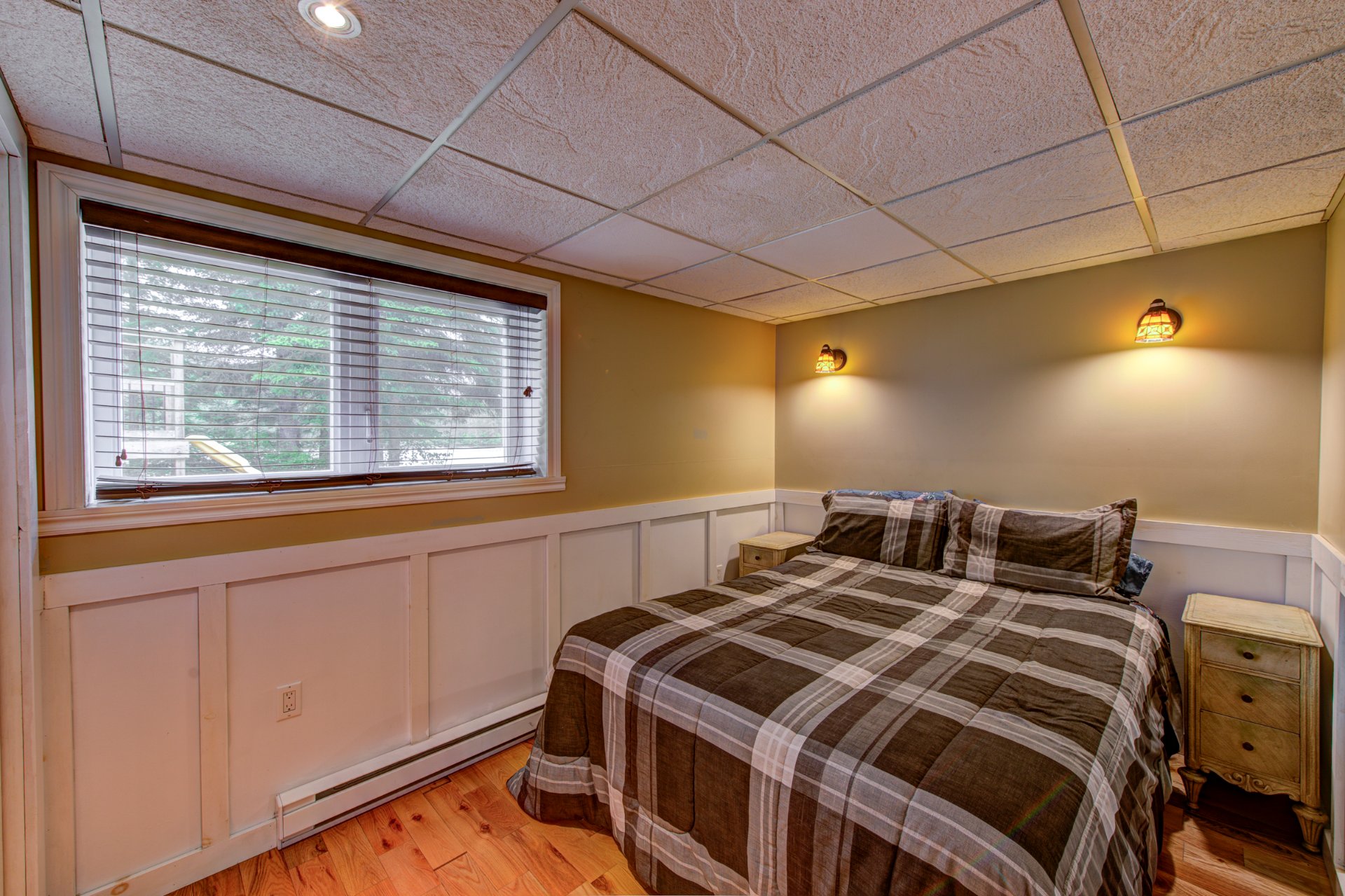 Photo - Bedroom