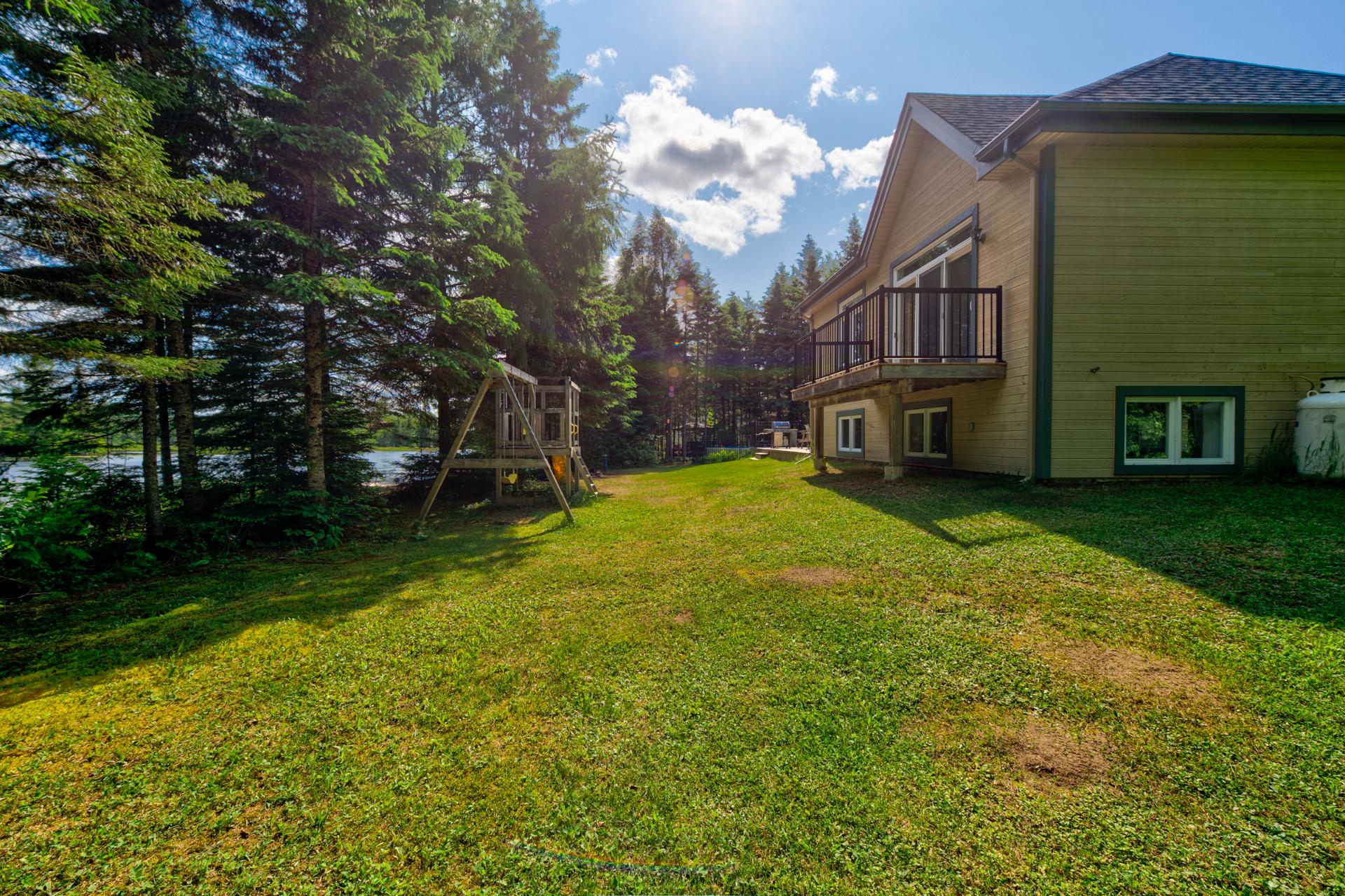 Photo - Backyard