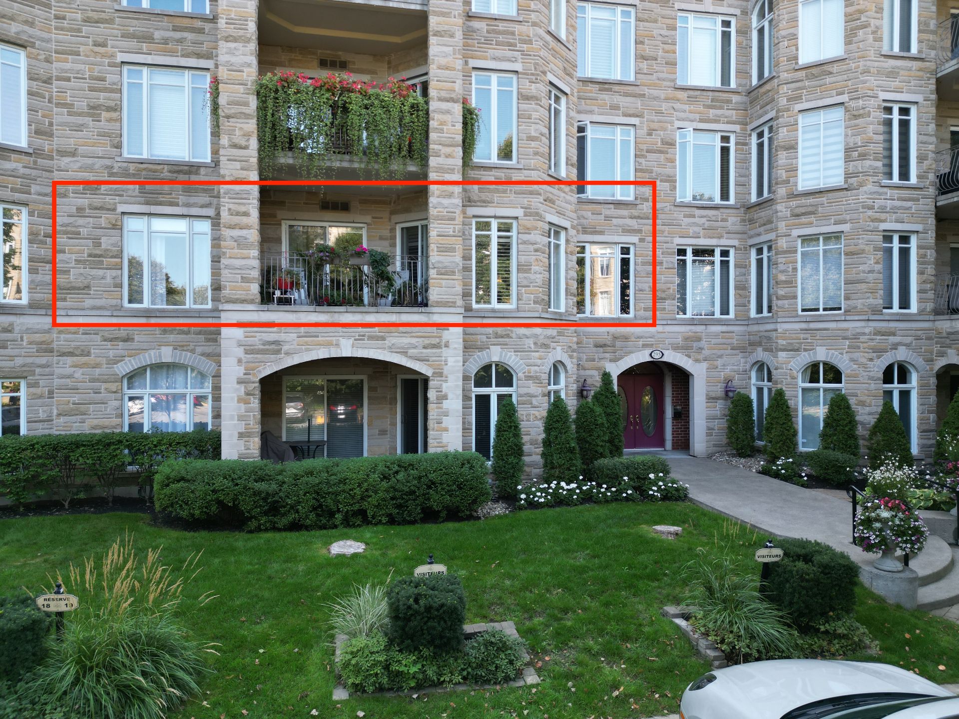 Photo - Frontage