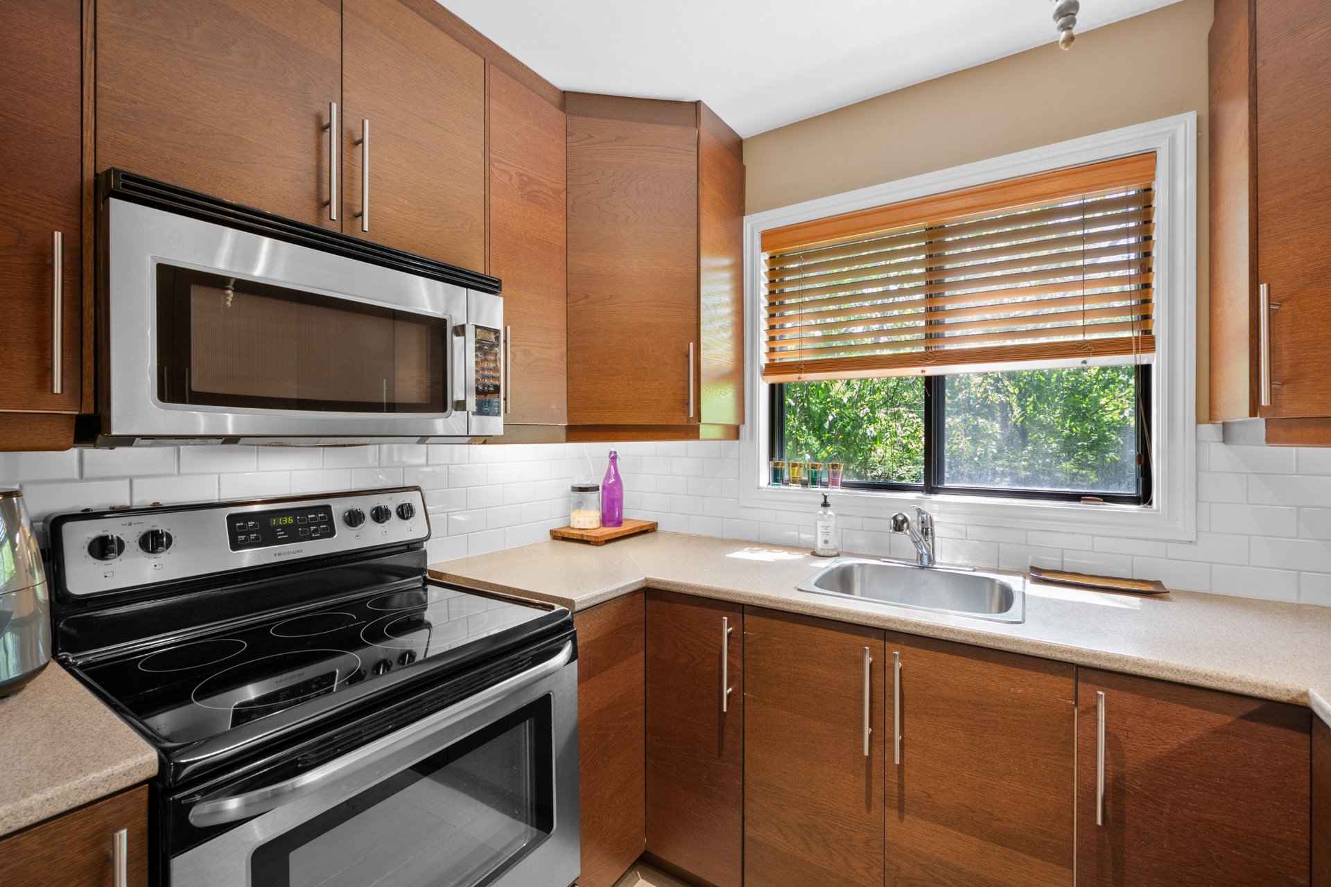 Photo - Kitchen