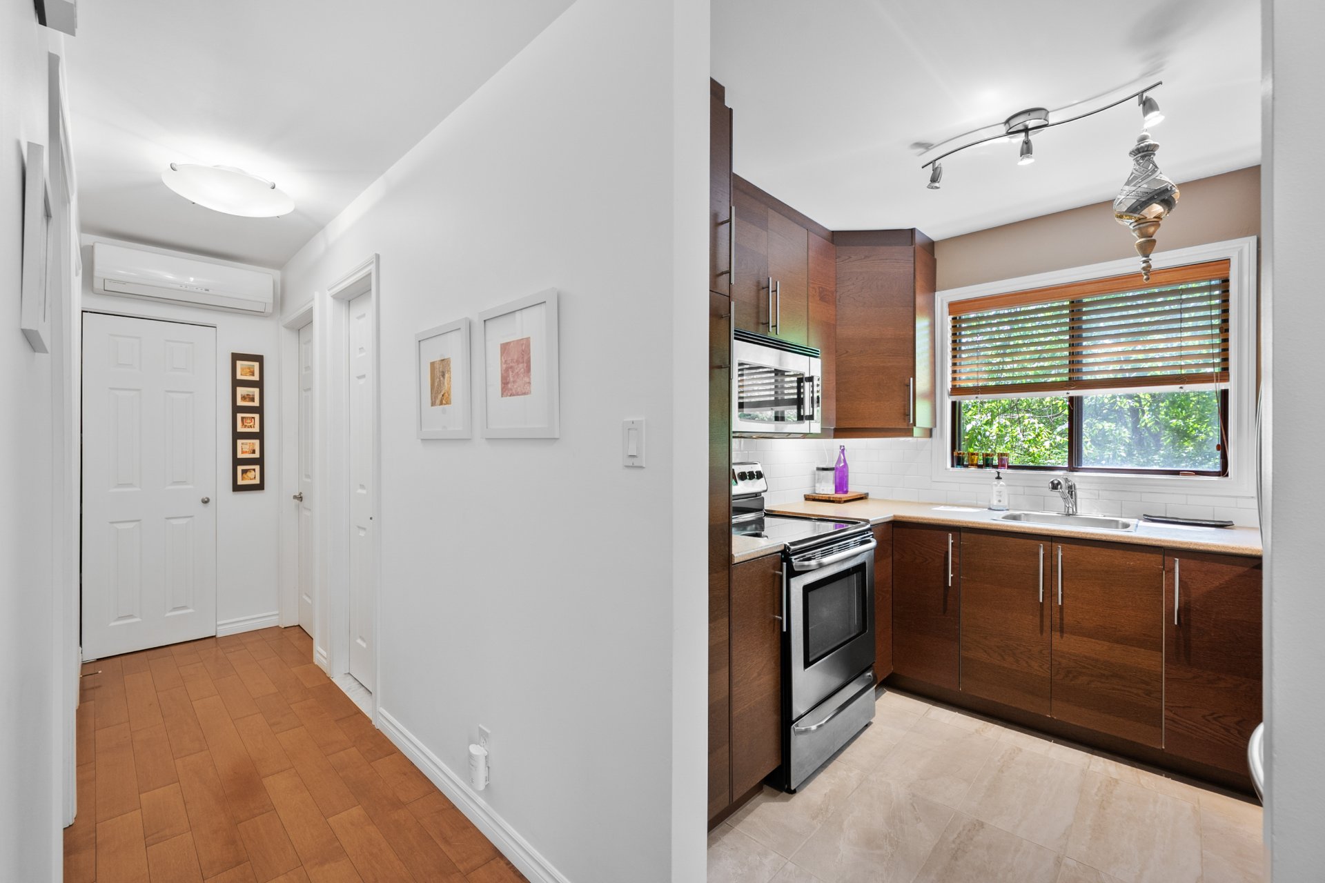 Photo - Kitchen