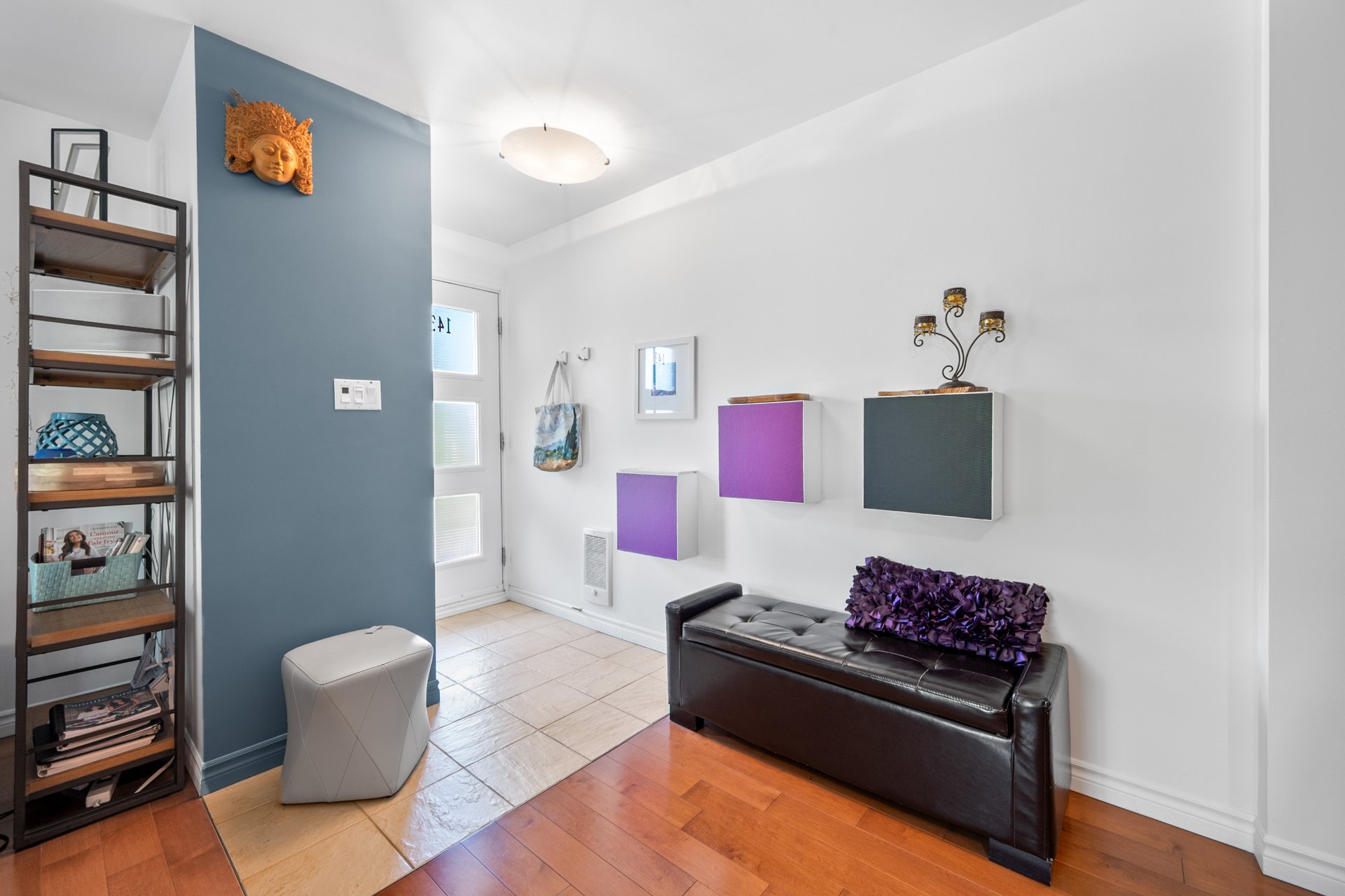 Photo - Hallway