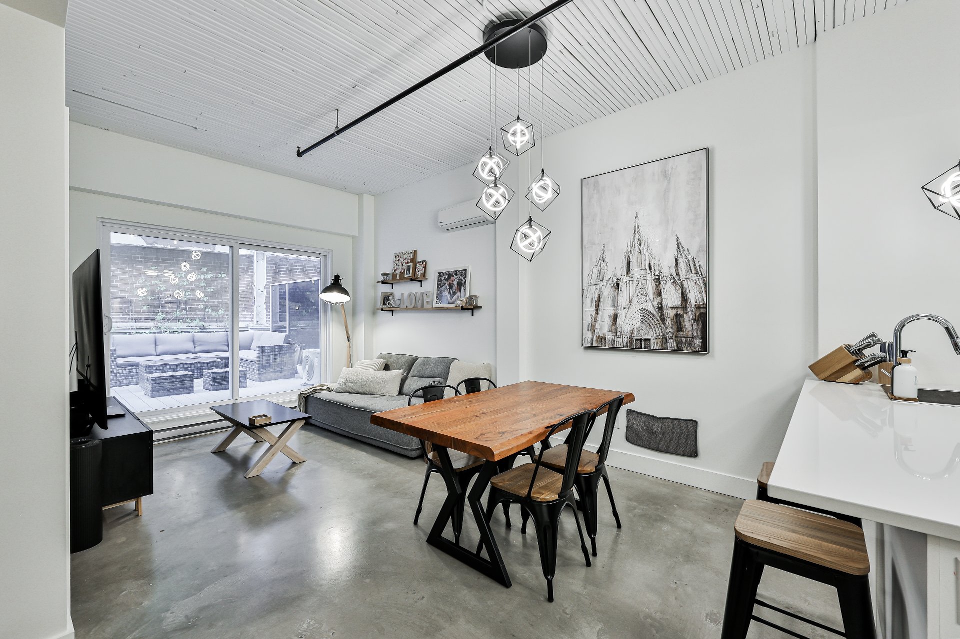 Photo - Salle à manger