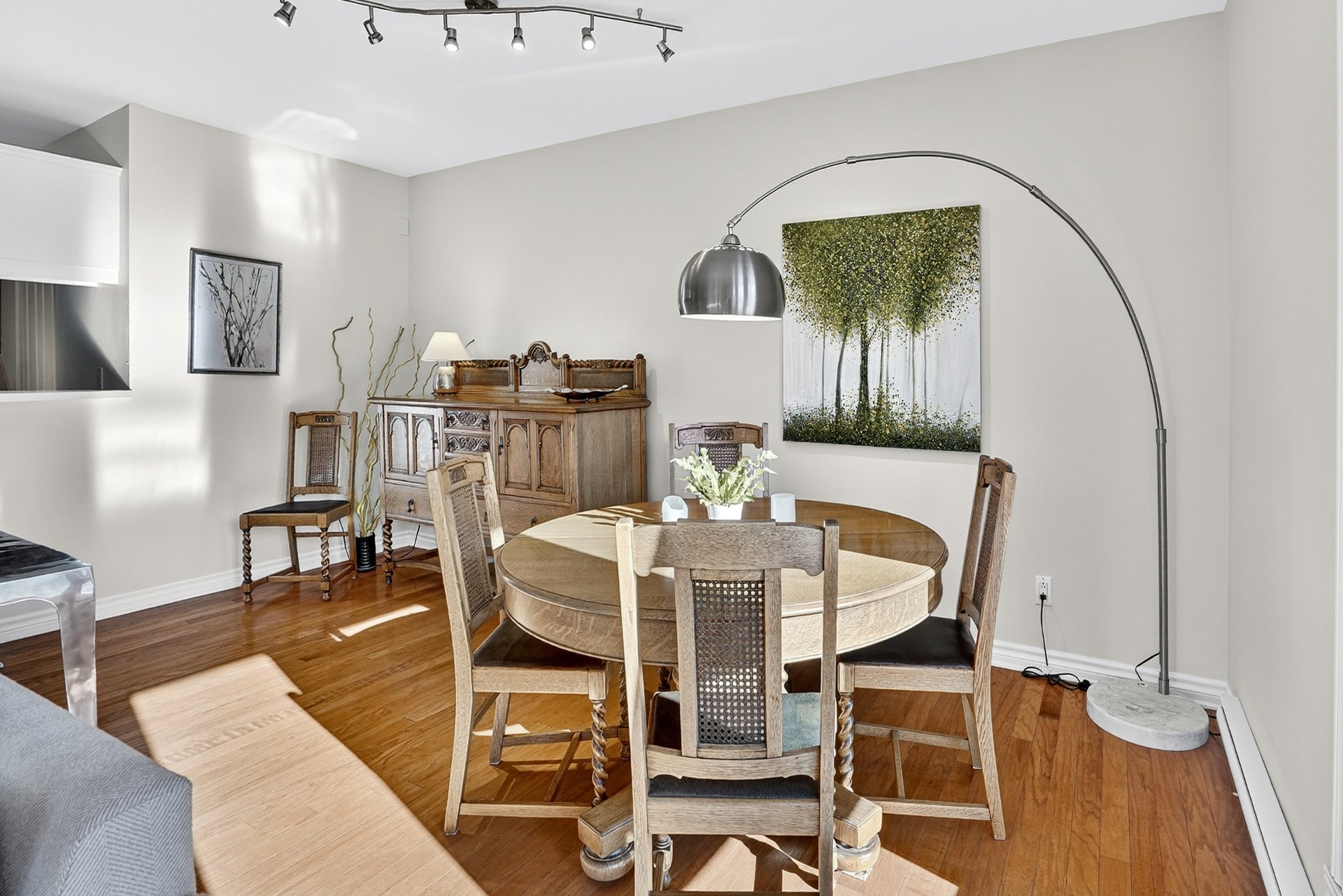 Photo - Salle à manger