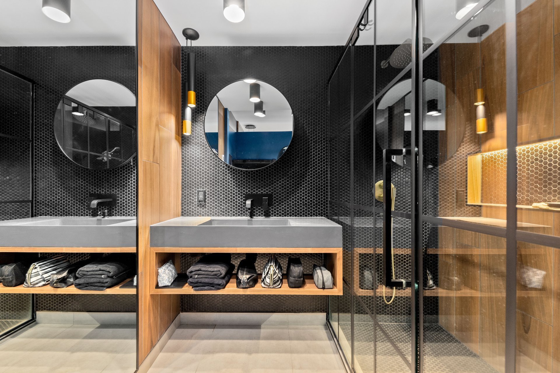 Salle de bains attenante à la CCP