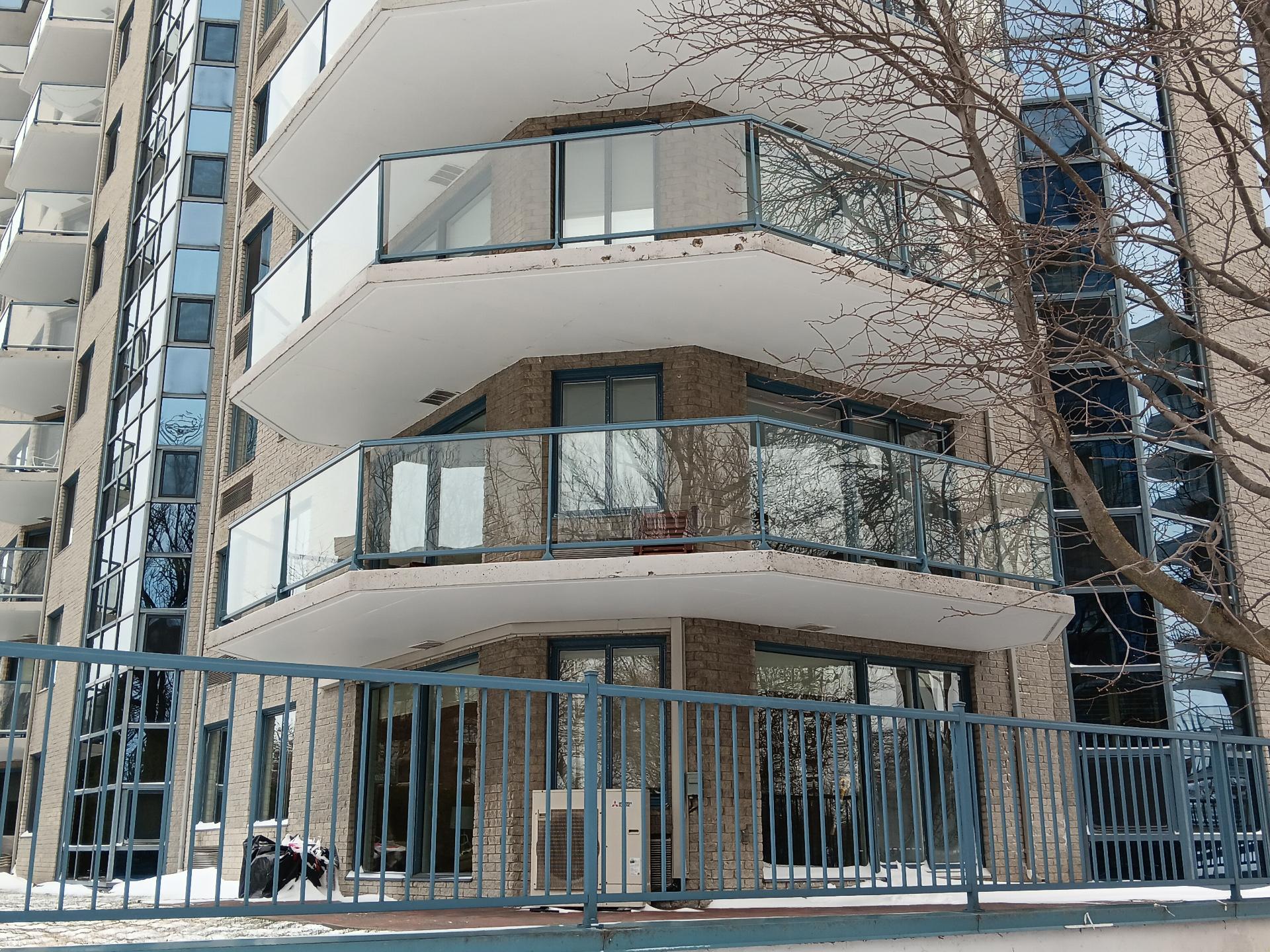 Façade