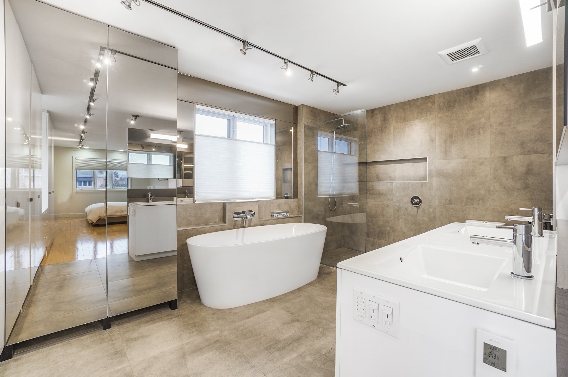 Salle de bains attenante à la CCP