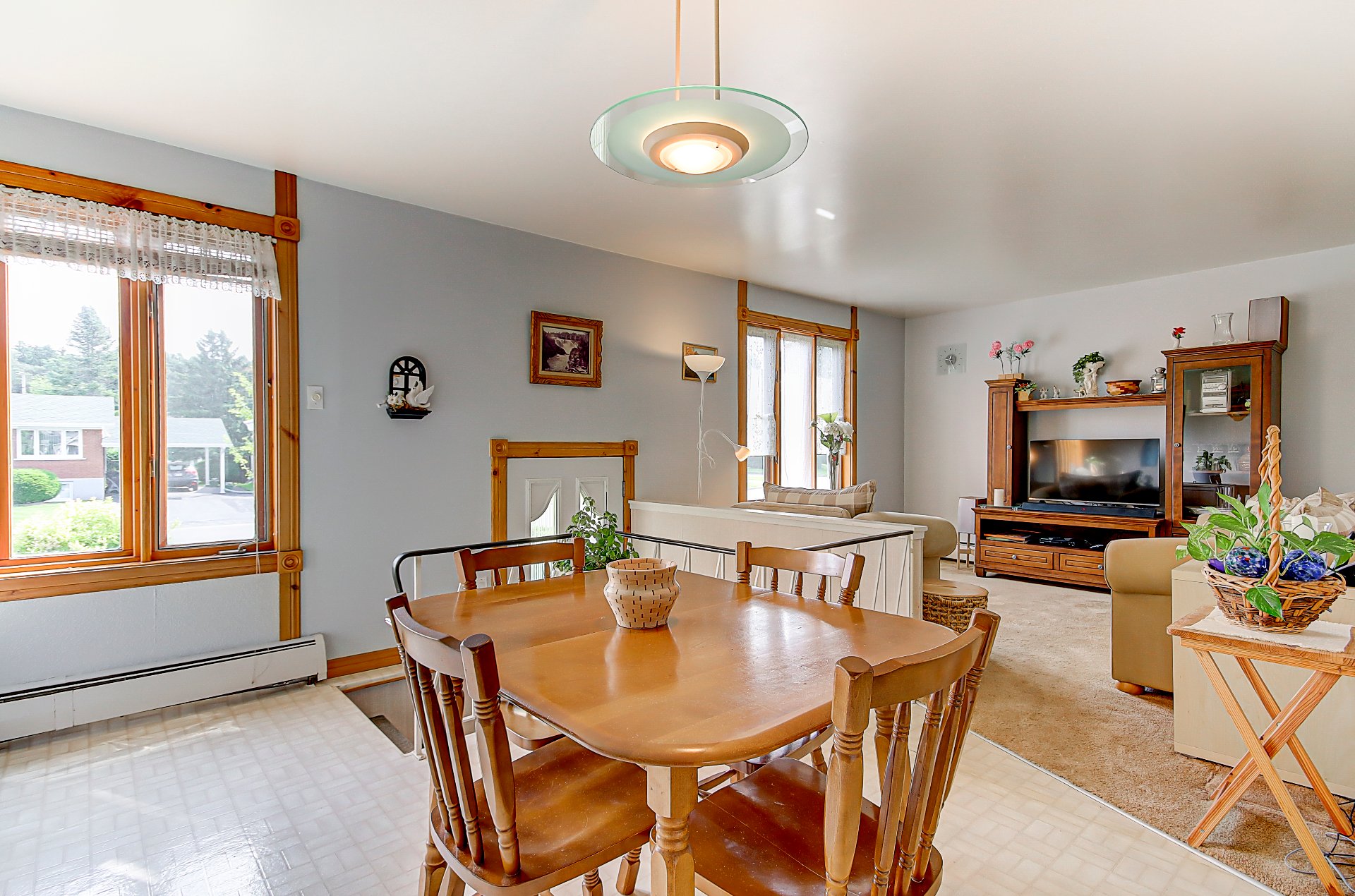 Photo - Salle à manger