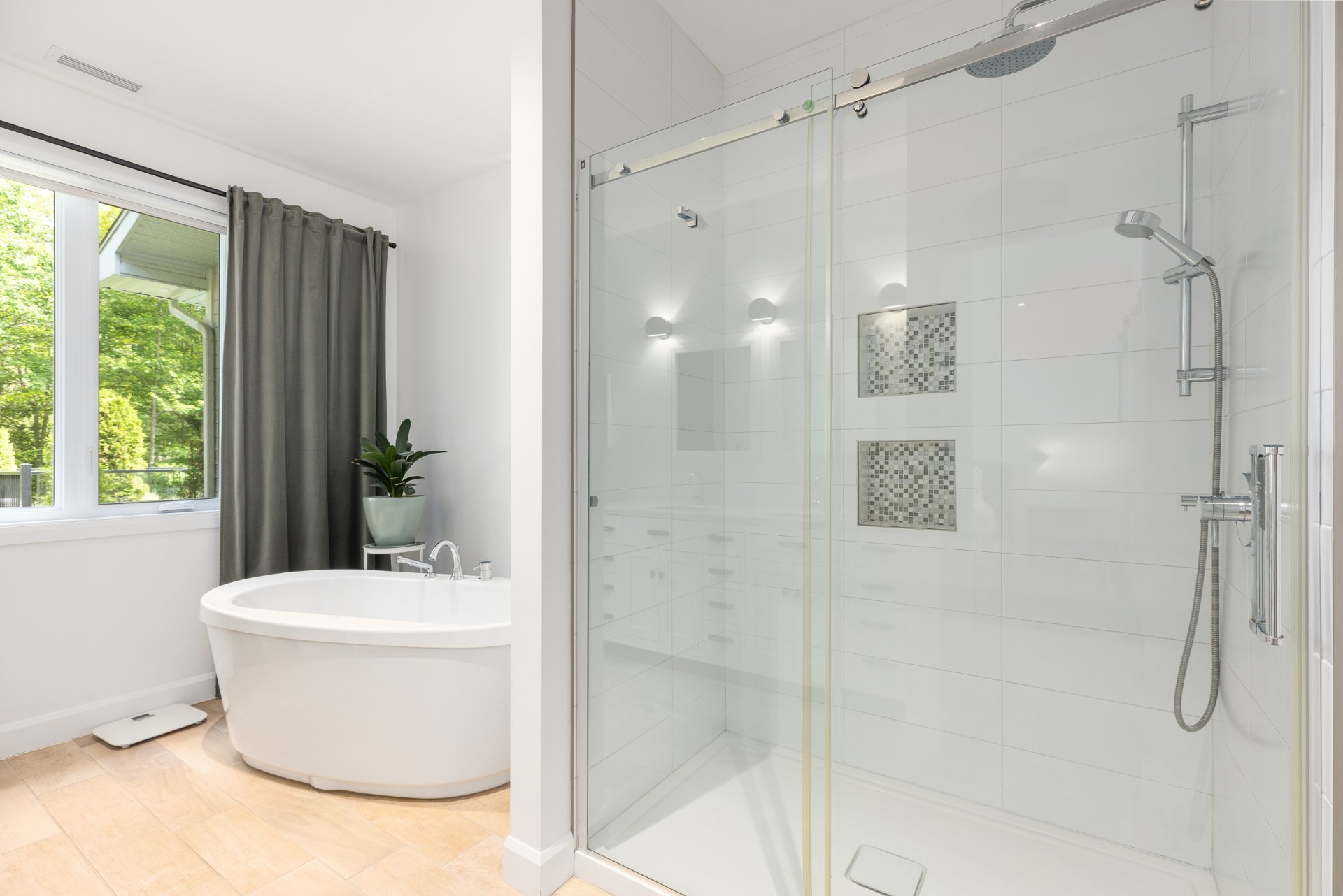Salle de bains attenante à la CCP