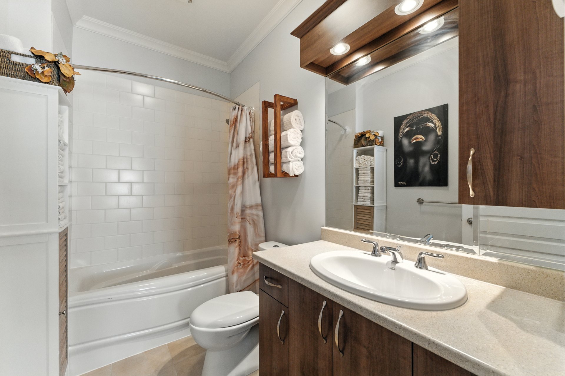Ensuite bathroom