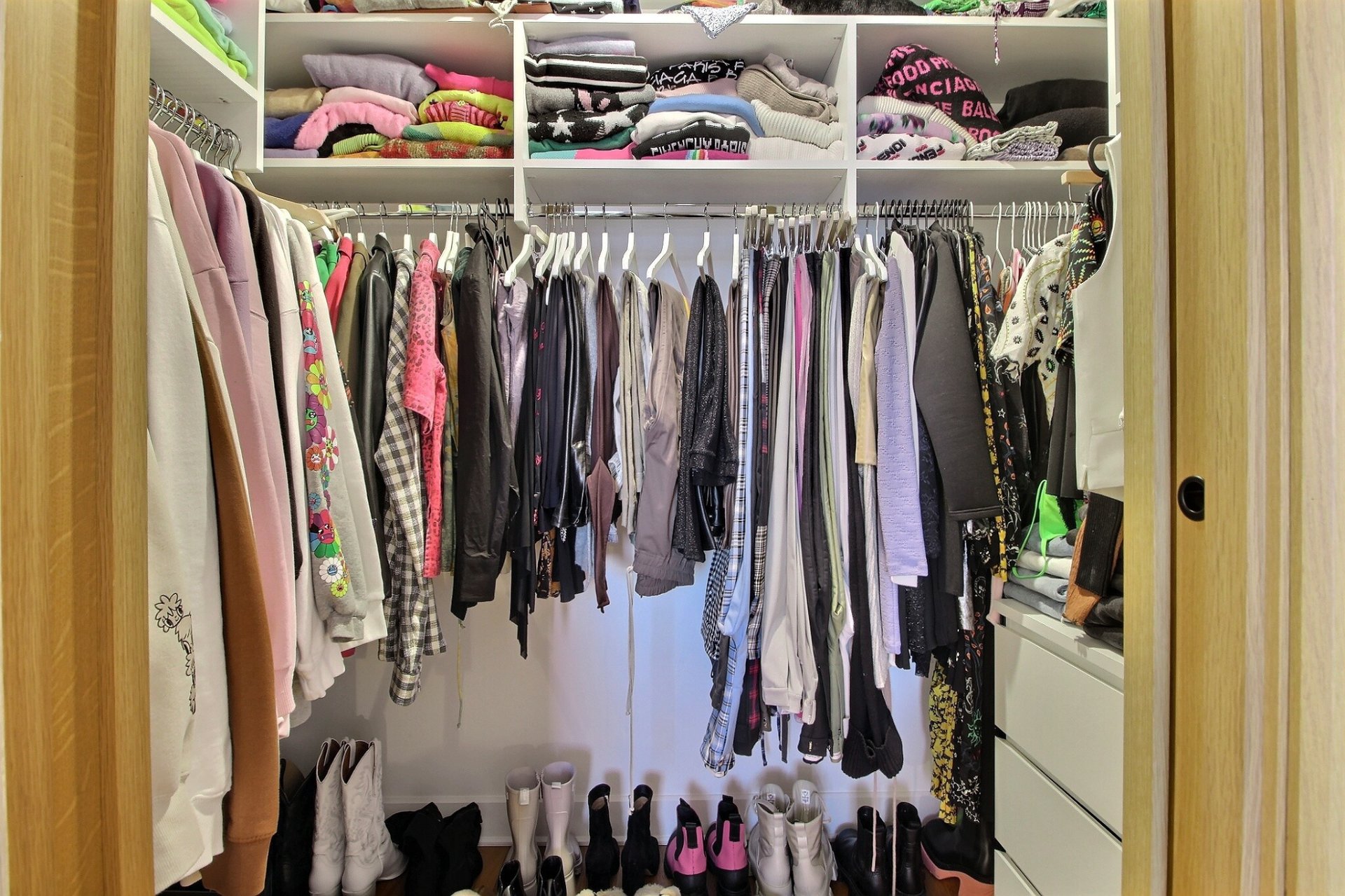 Walk-in closet