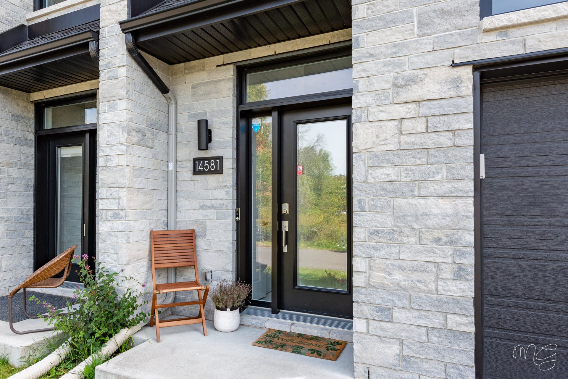 Photo - Entrée extérieure