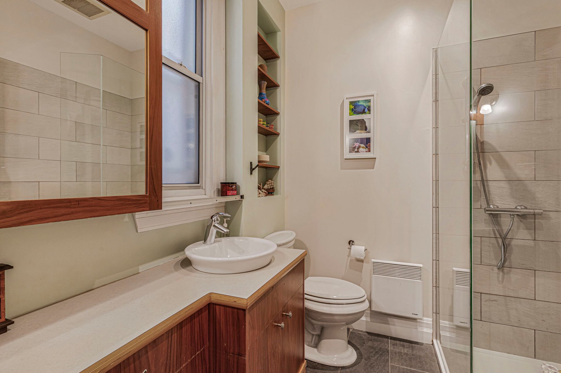 Salle de bains attenante à la CCP