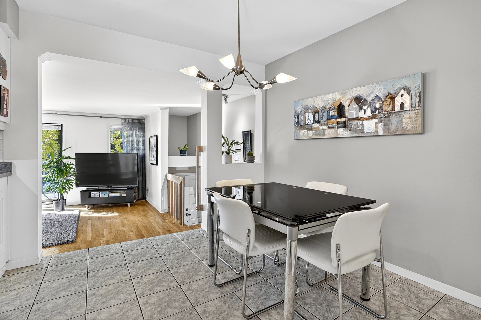 Photo - Salle à manger