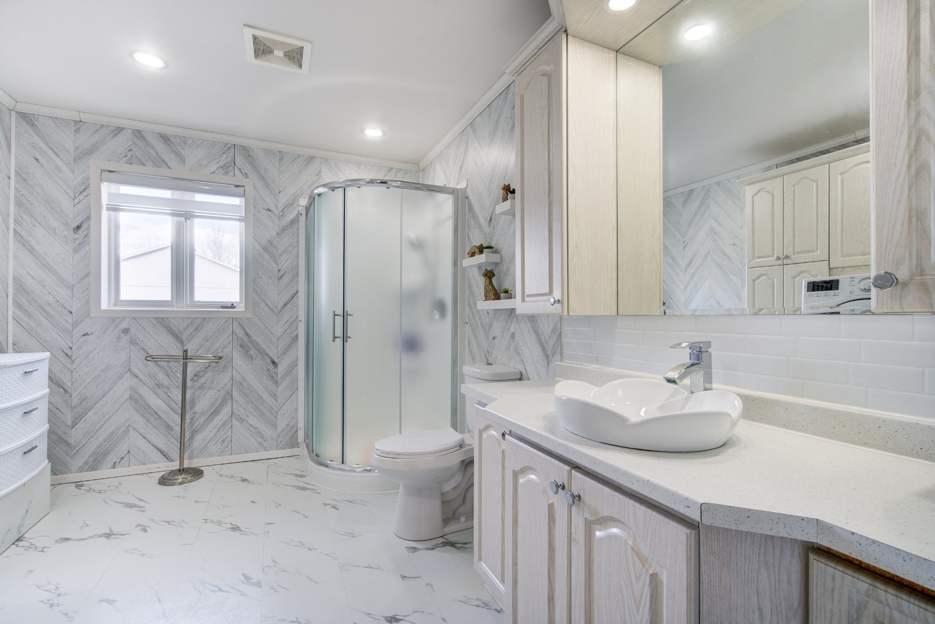 Photo - Bathroom