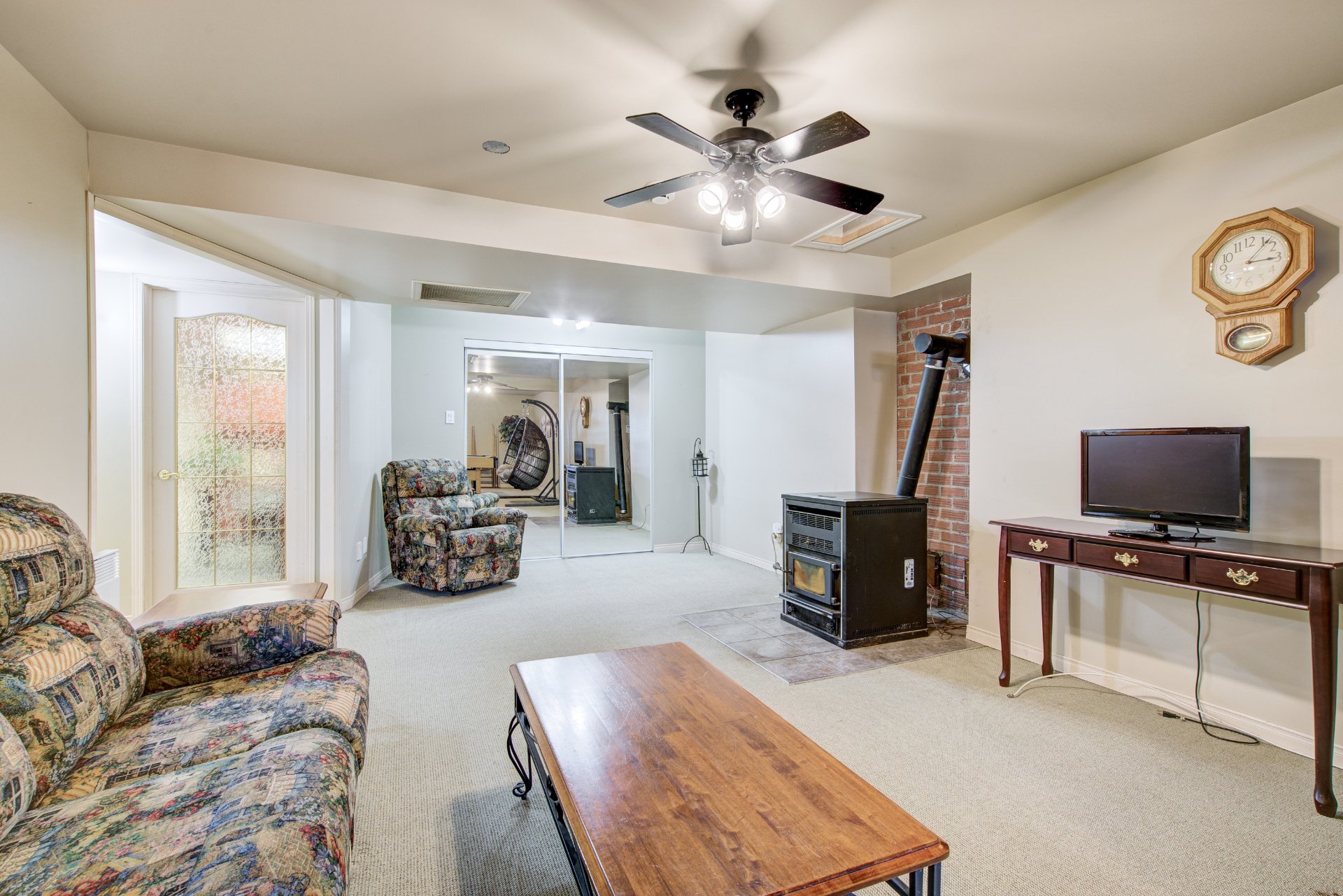 Photo - Basement