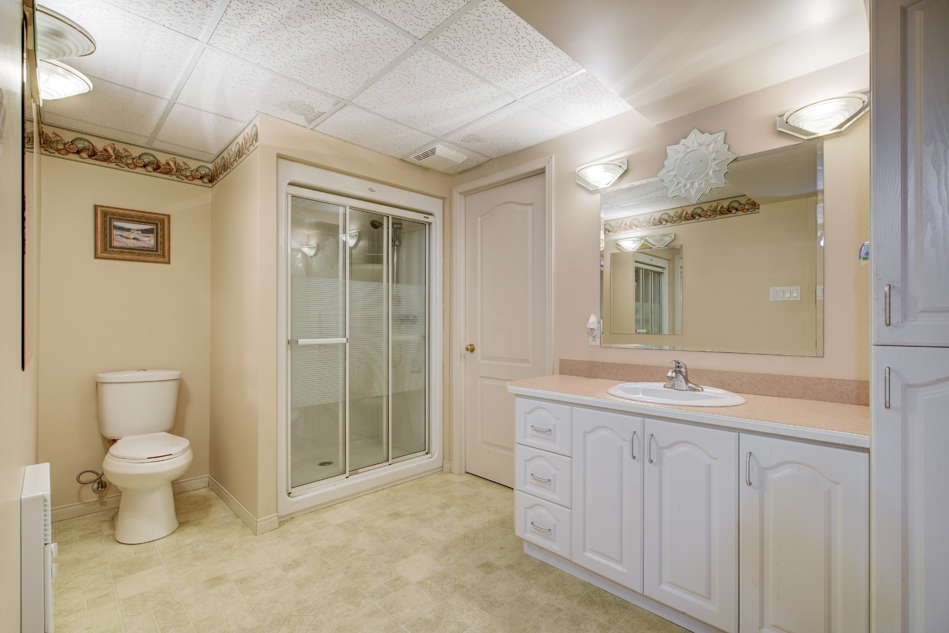 Photo - Bathroom