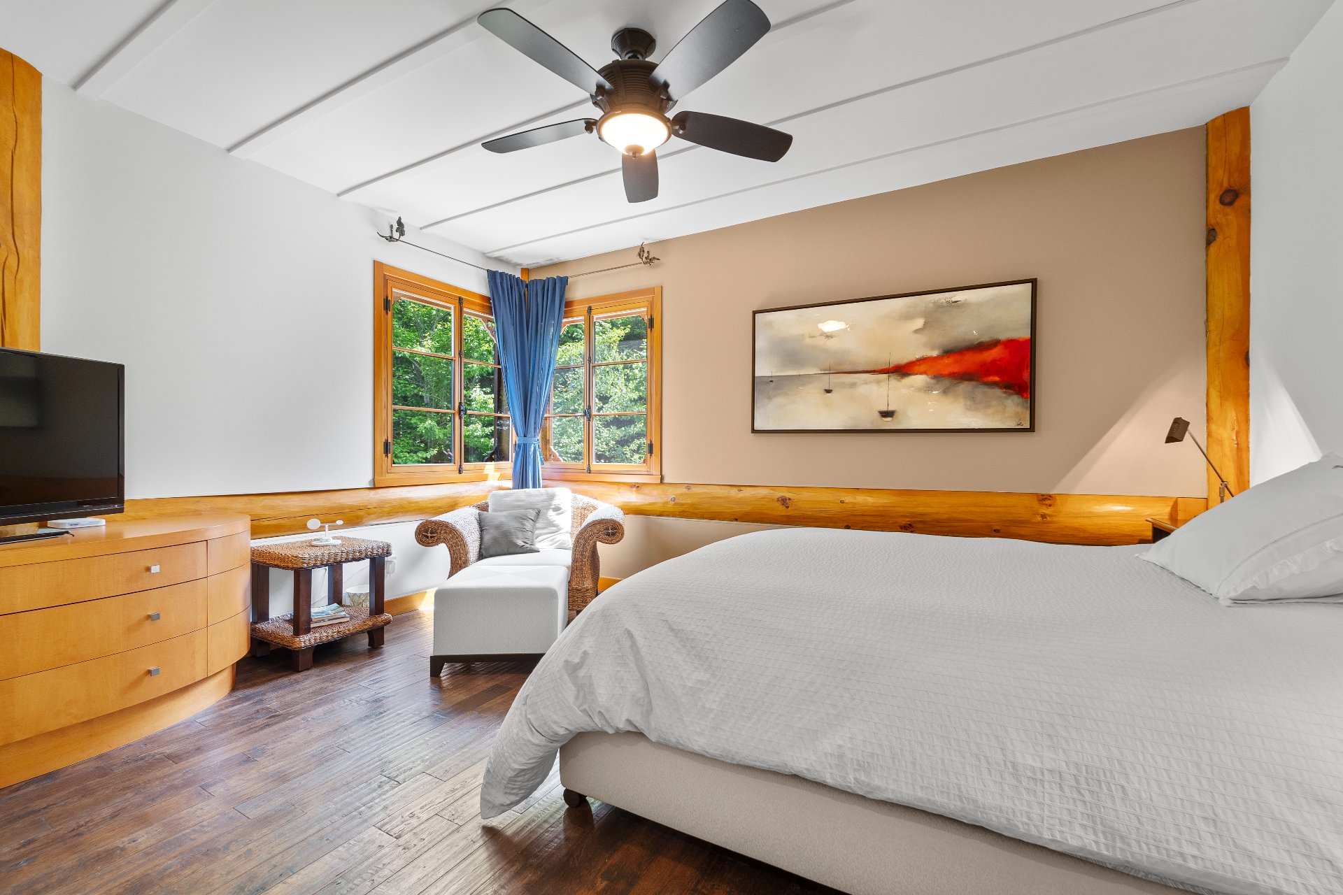 Photo - Primary bedroom