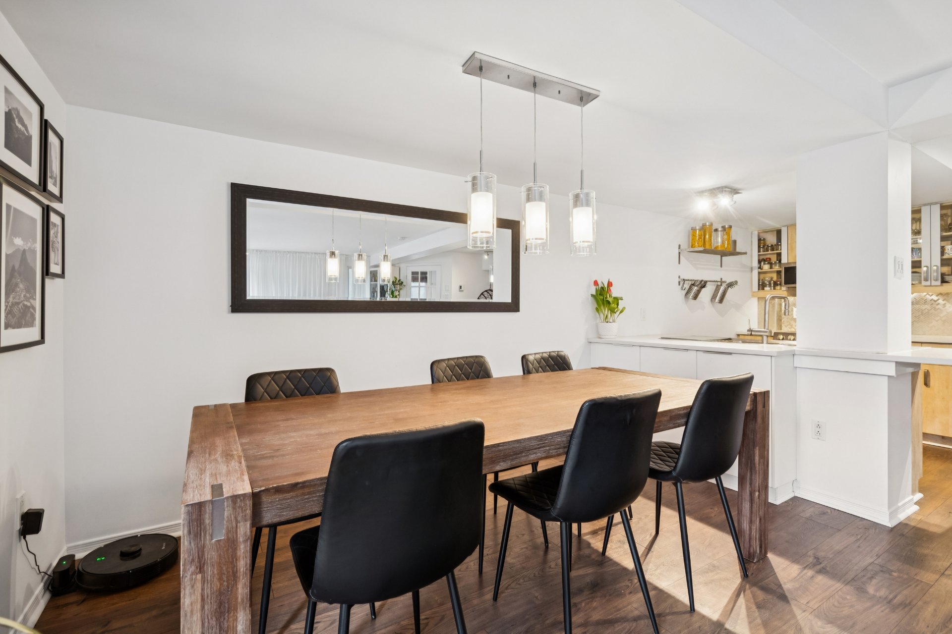 Photo - Salle à manger