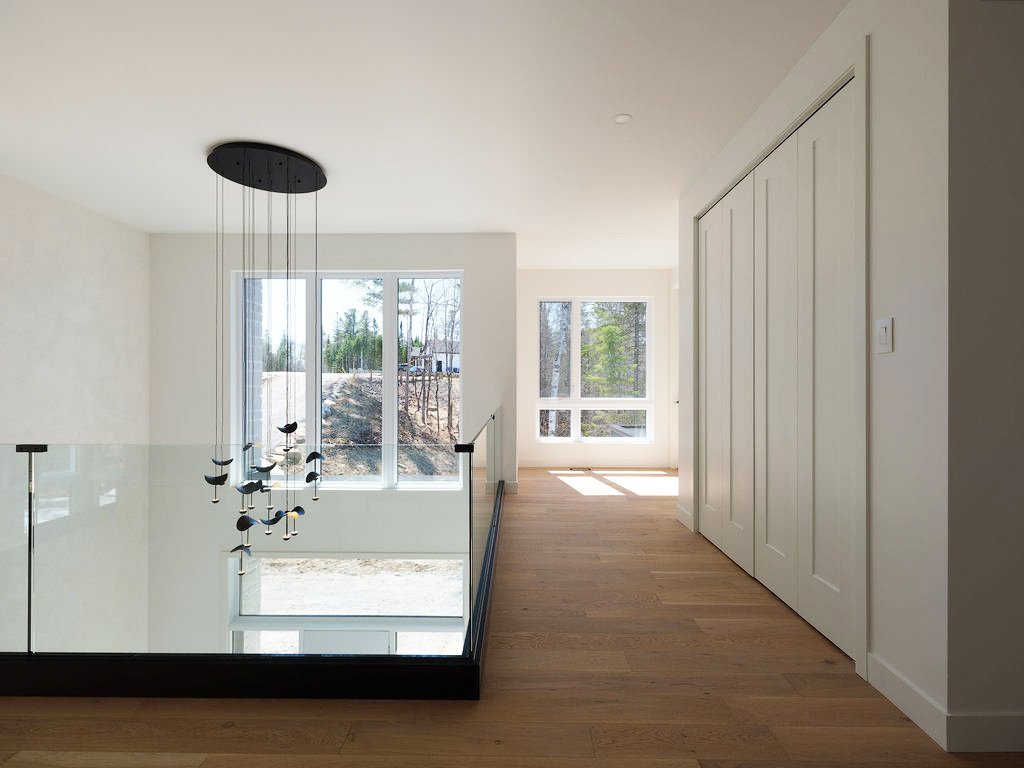 Photo - PASAGEWAY