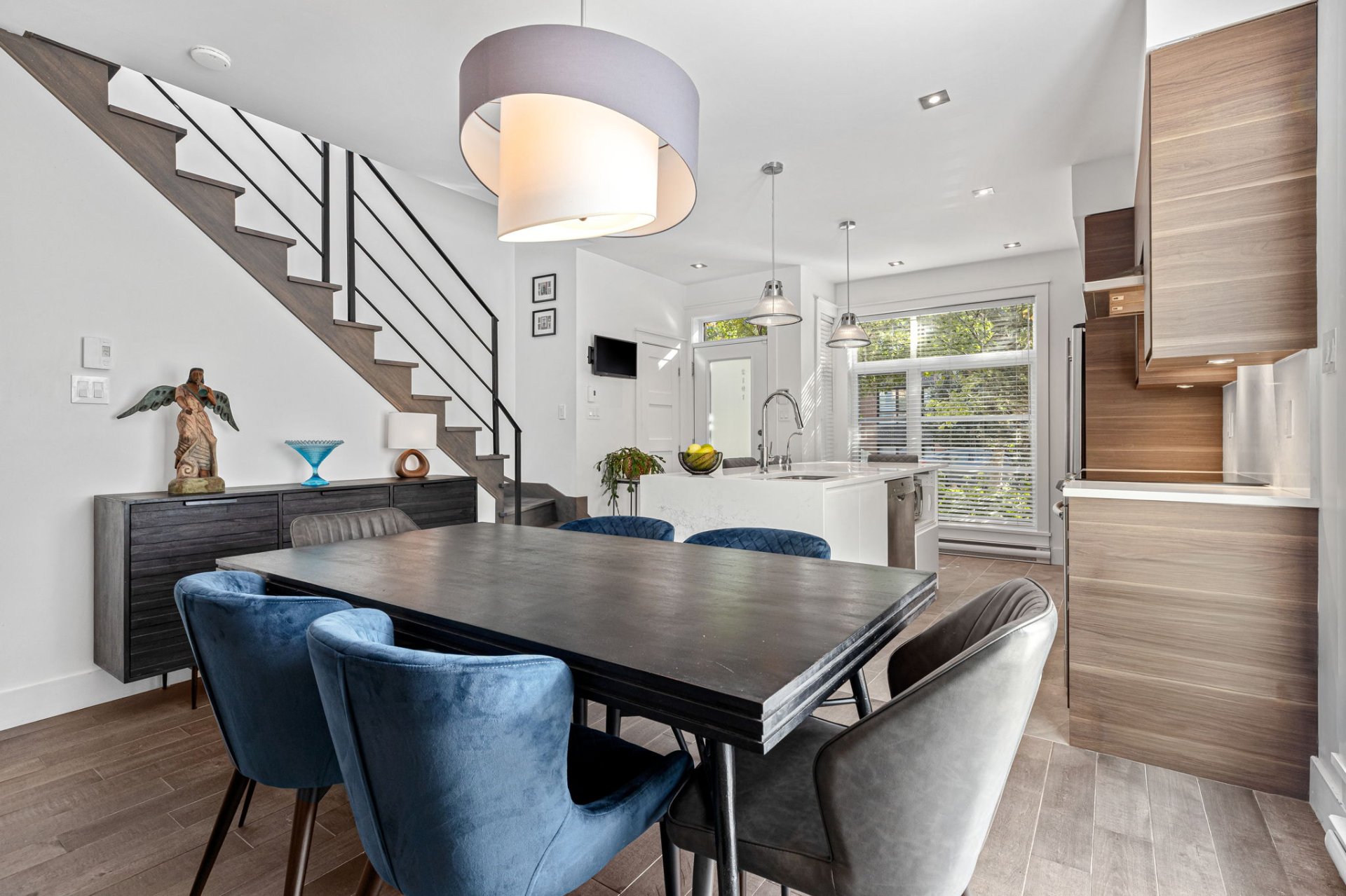 Photo - Dining room