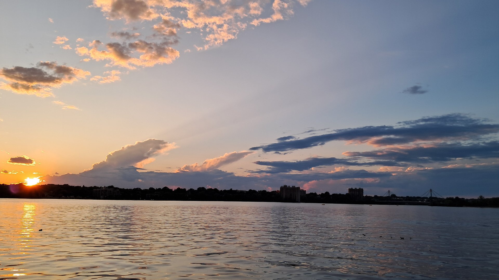 Photo - Vue sur l'eau