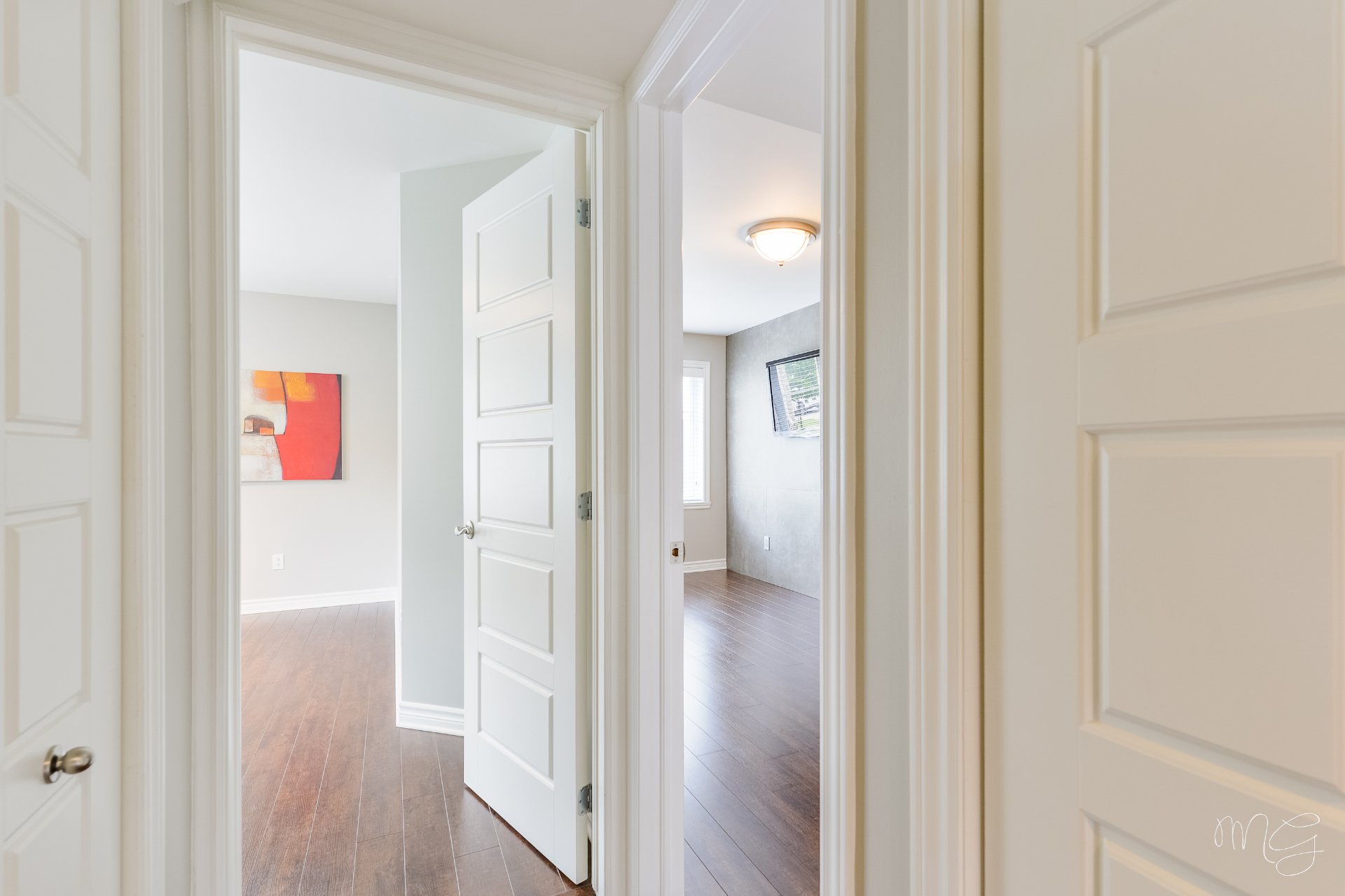 Photo - PASAGEWAY