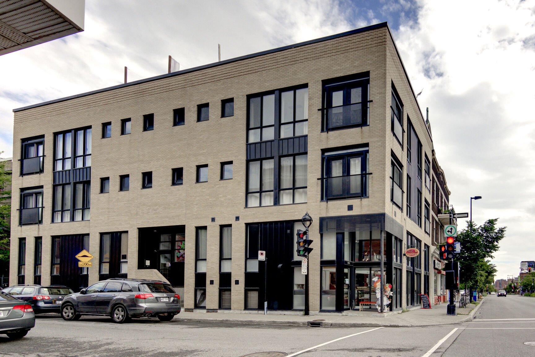Façade