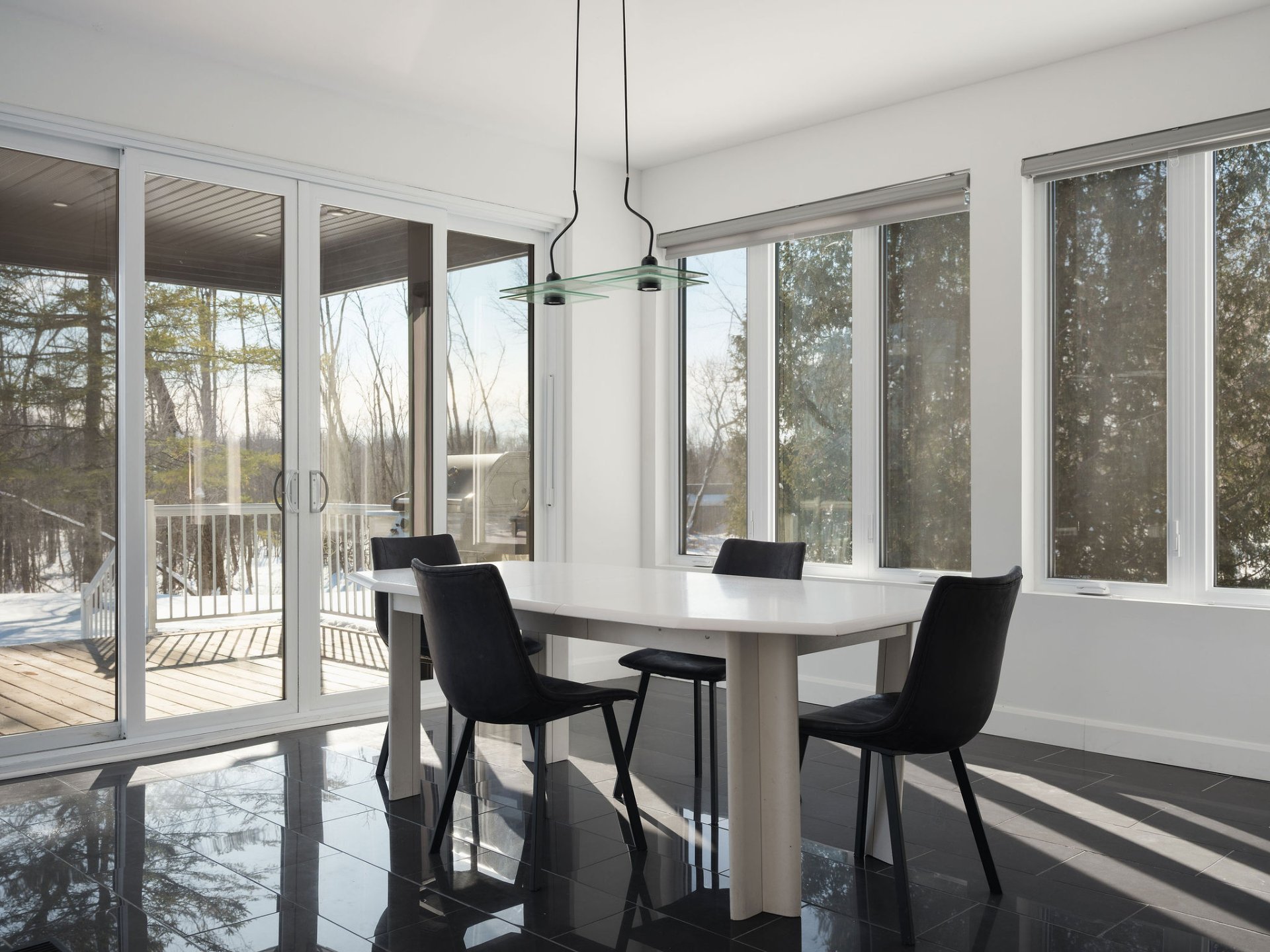 Photo - Salle à manger